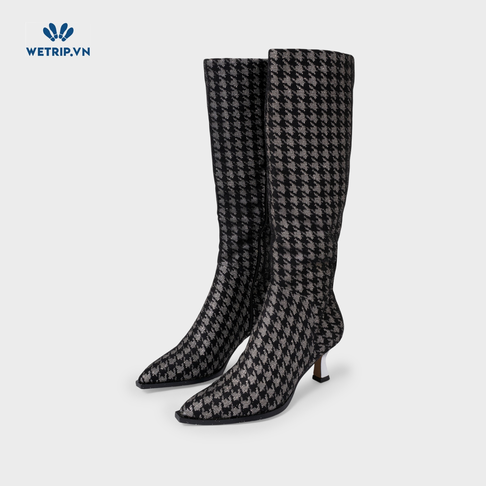 Boots Đầu Gối Cao Gót Betsey Johnson (Kẻ ô trắng đen-kim tuyến) Mã BDG-CG-BYJ-001-A
