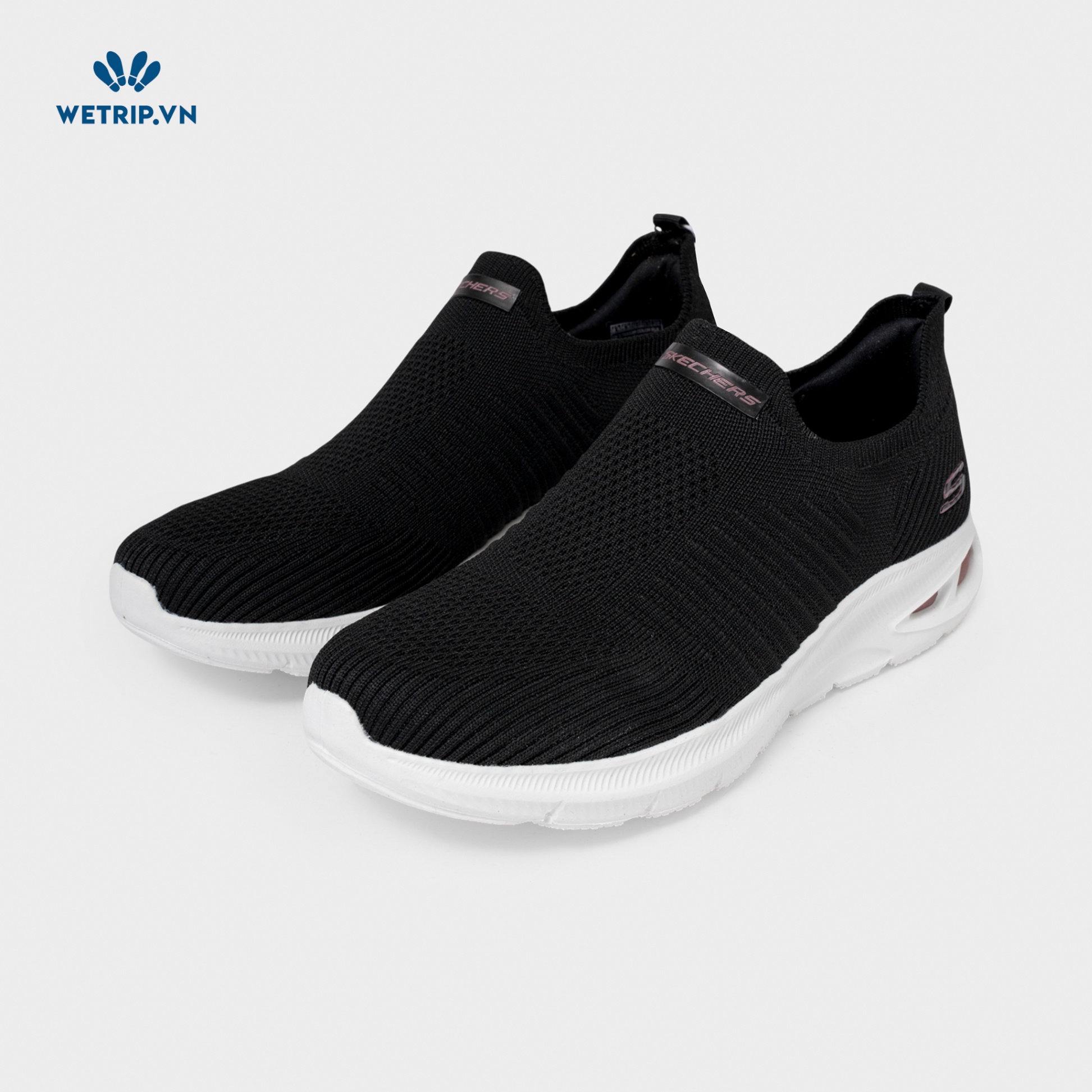 Slipon We_SKE (Vải-Đen) Mã SLO-SKE-006-A