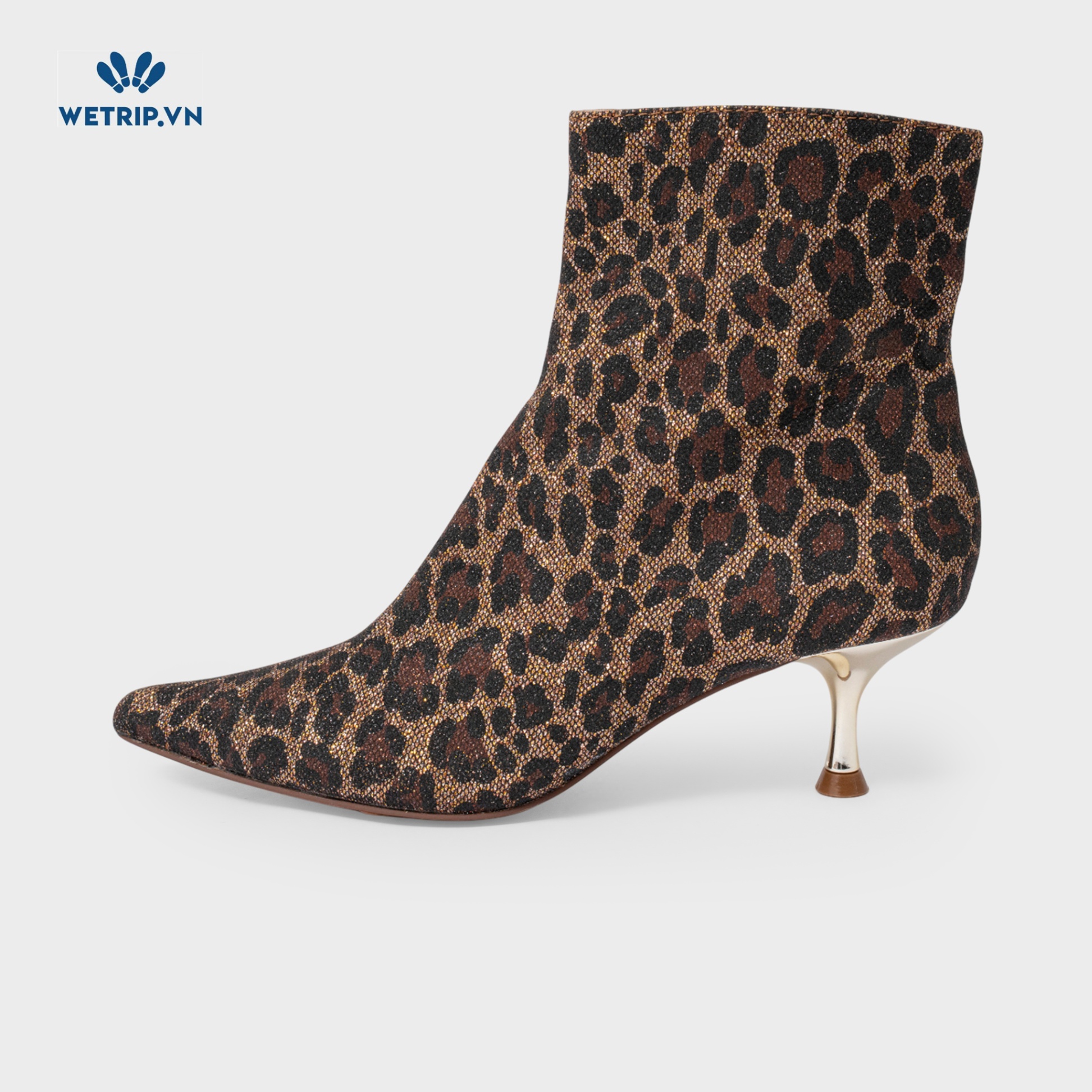 Boots Lửng Cao Gót Betsey Johnson (Họa tiết báo) Mã BL-CG-BYJ-001-A