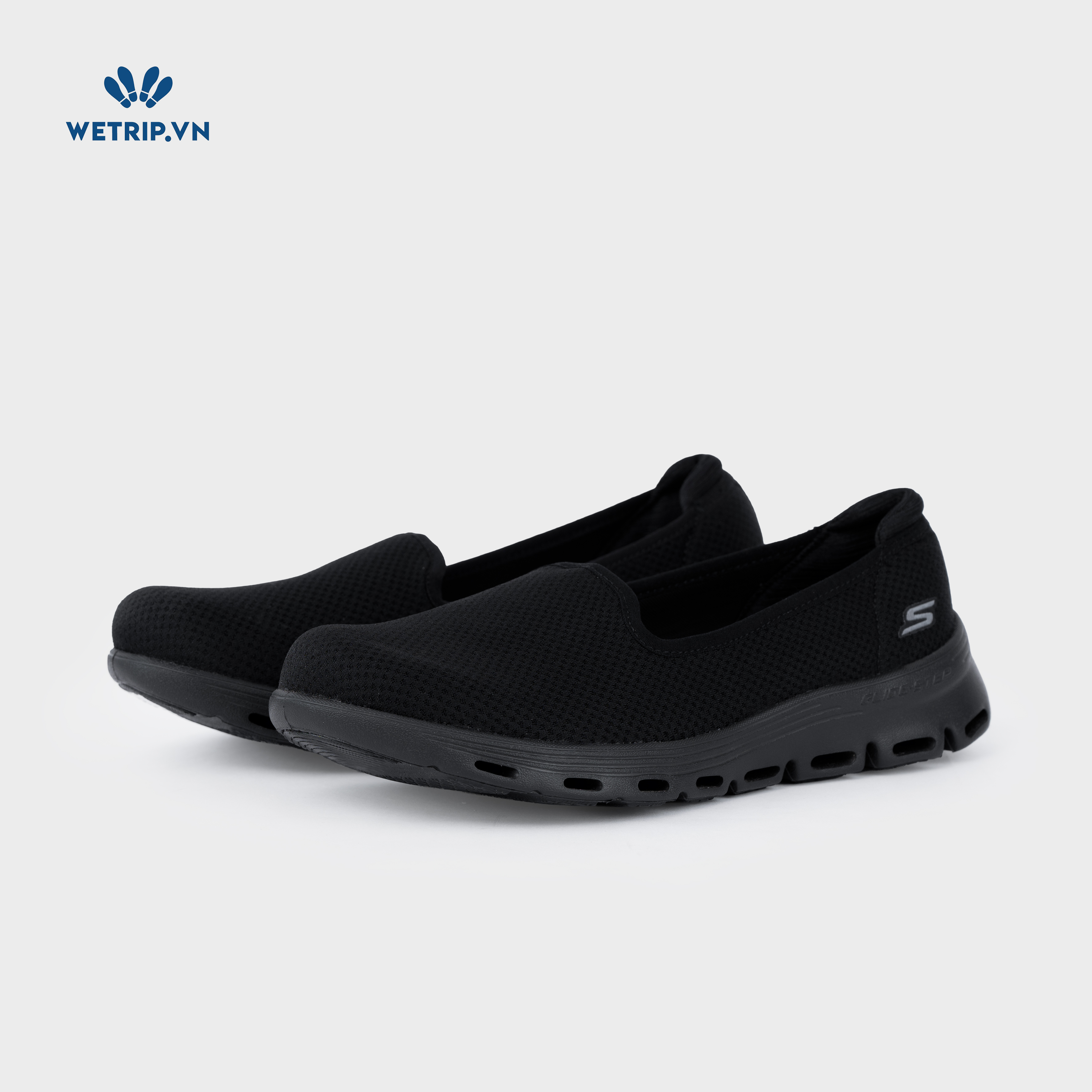Slipon We_SKE (Vải đen, đế đen) Mã SLO-SKE-017-A