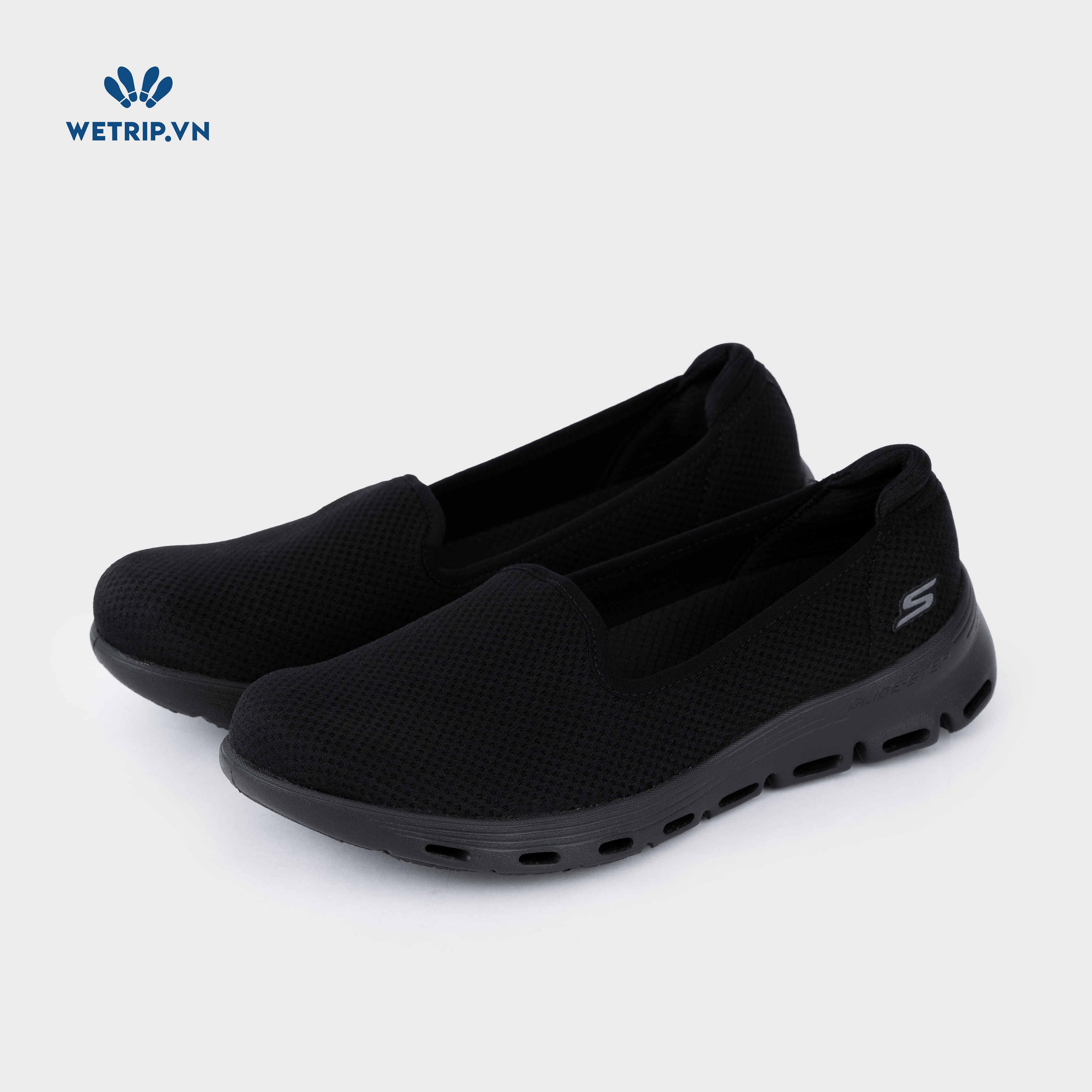 Slipon We_SKE (Vải đen, đế đen) Mã SLO-SKE-017-A