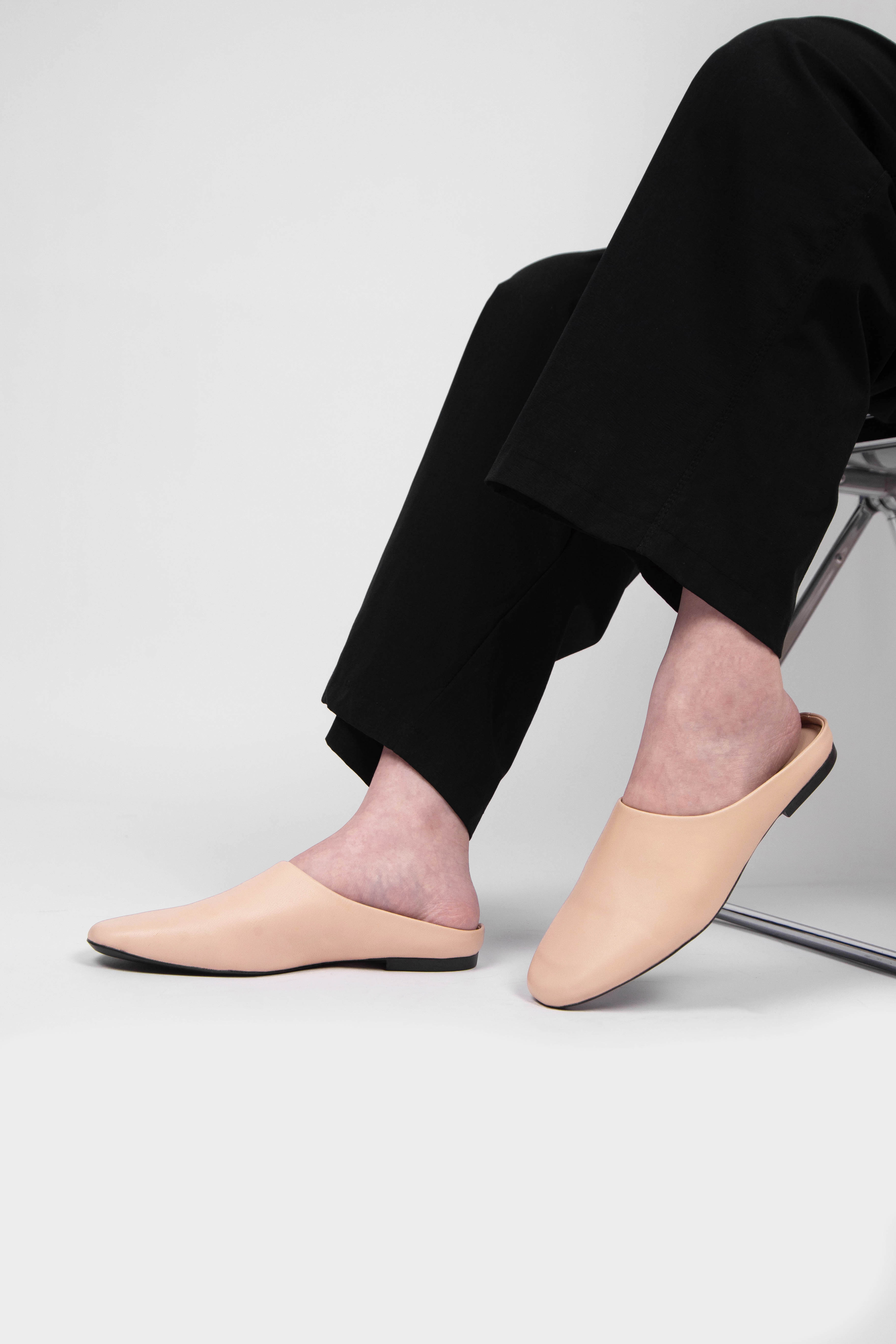 Mules-Kumoo-MILES-Kem-Ma-ML-KUMO-002-B-1.jpg