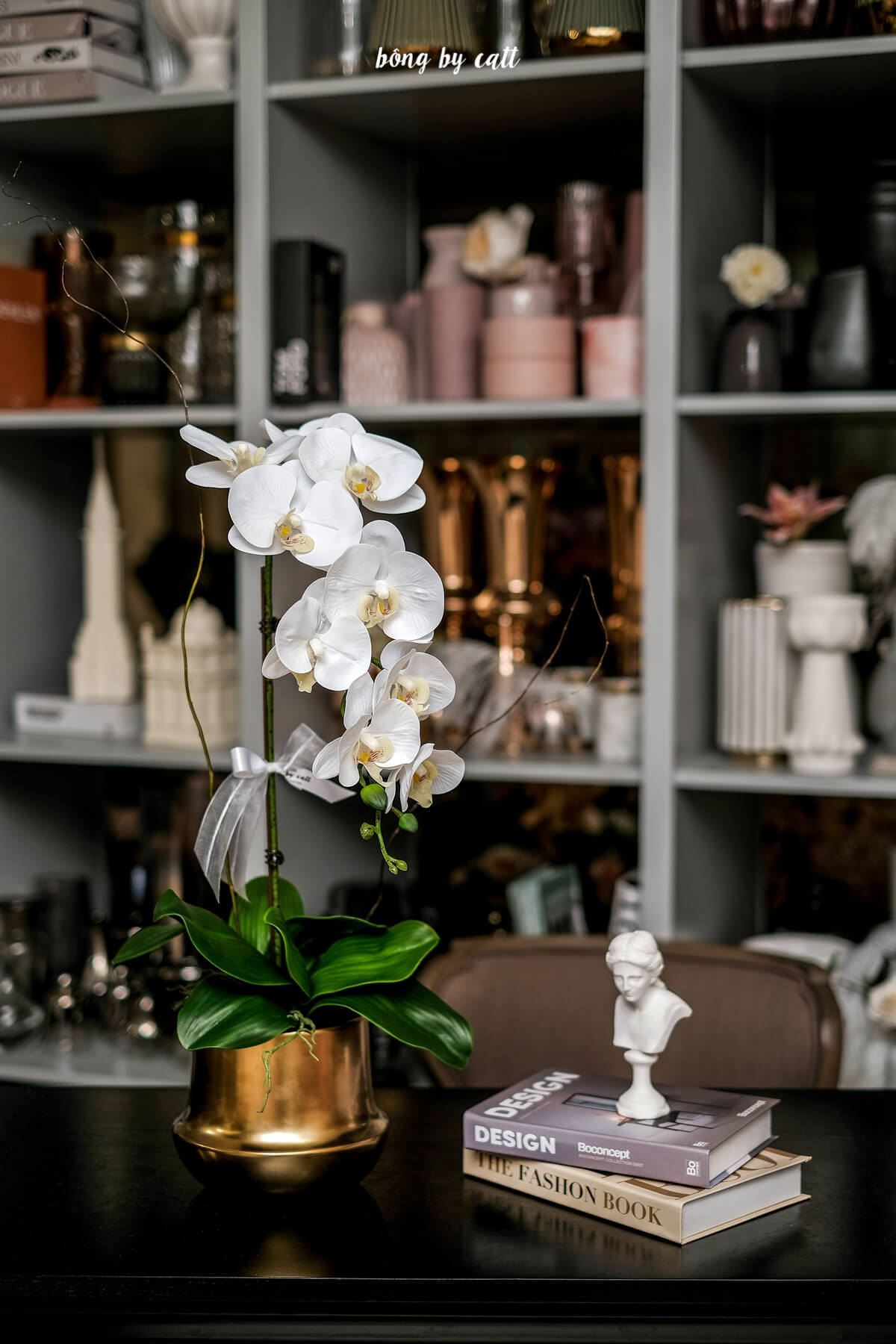 Orchid - White 1 - Plump Matte Gold