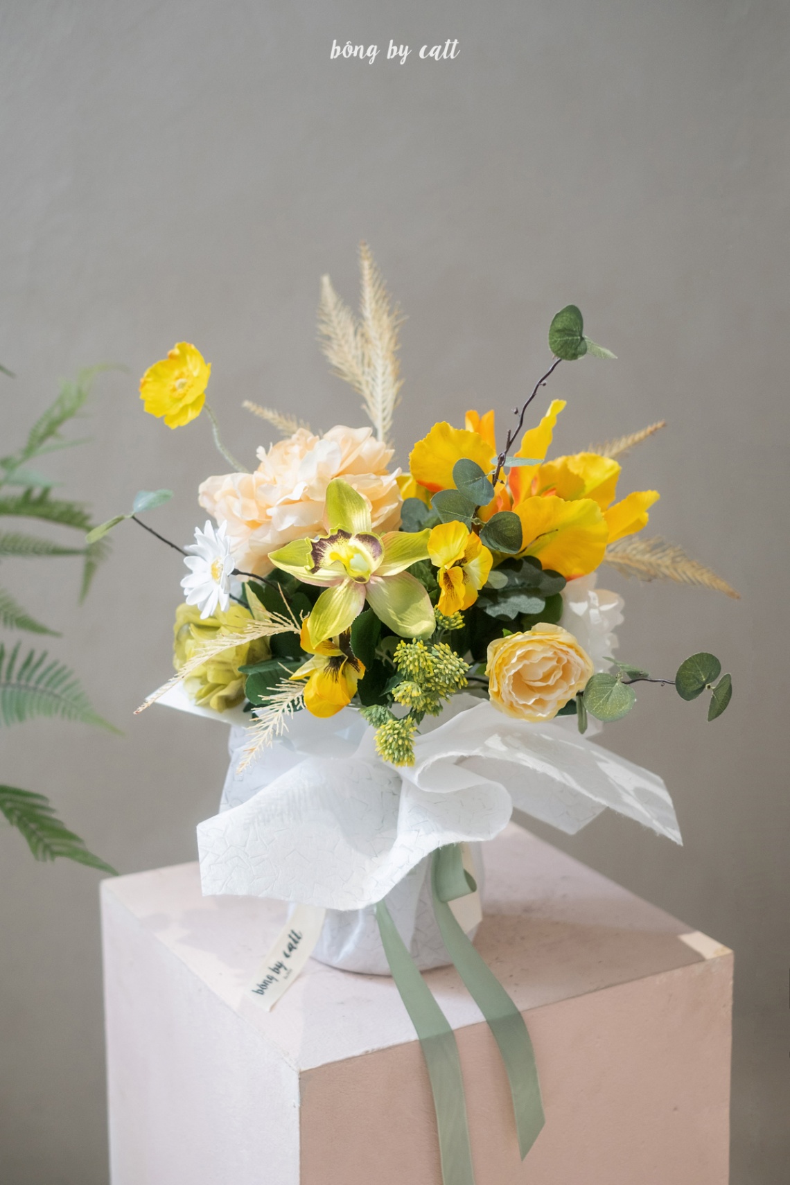 Freestanding Bouquet Round - Petale
