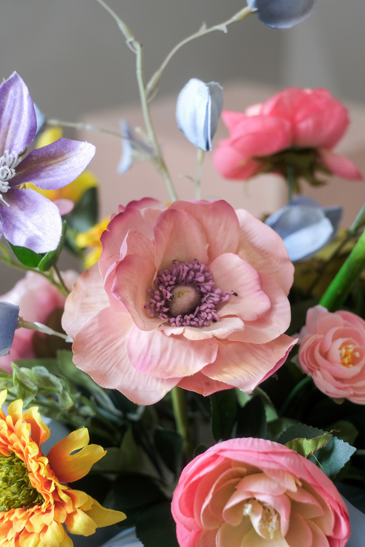 Freestanding Bouquet Round - Lush