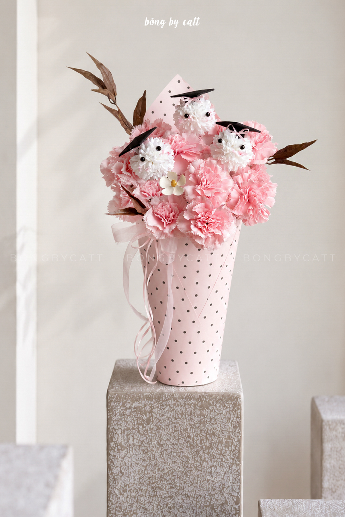 Freestanding Bouquet Tall - Lovely Daisy
