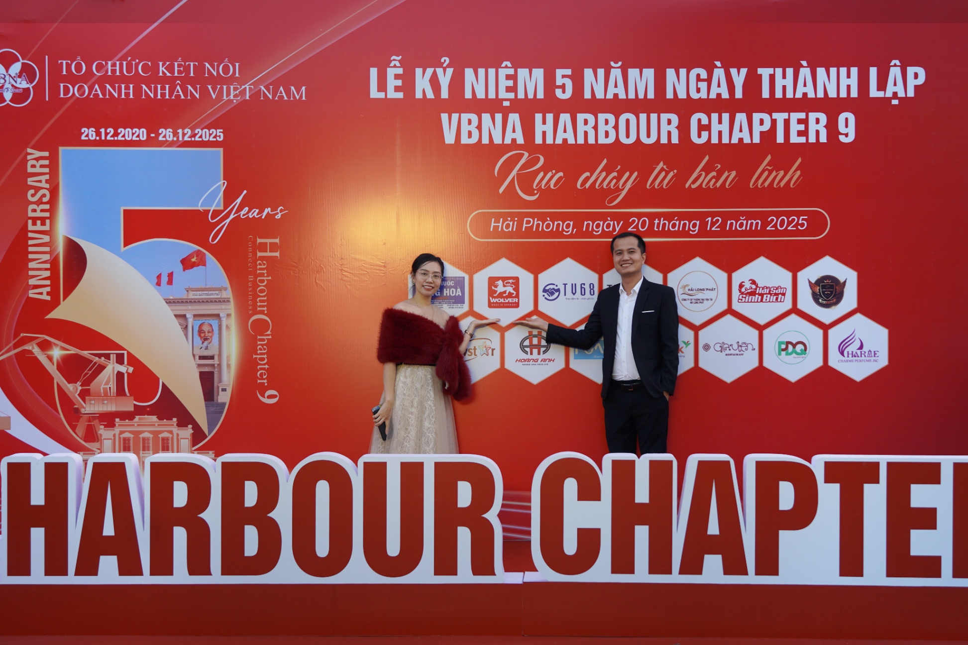 WOLVER-CO-MAT-TAI-SU-KIEN-VBNA-CHUC-MUNG-SINH-NHAT-CHAPTER-9-3.jpg
