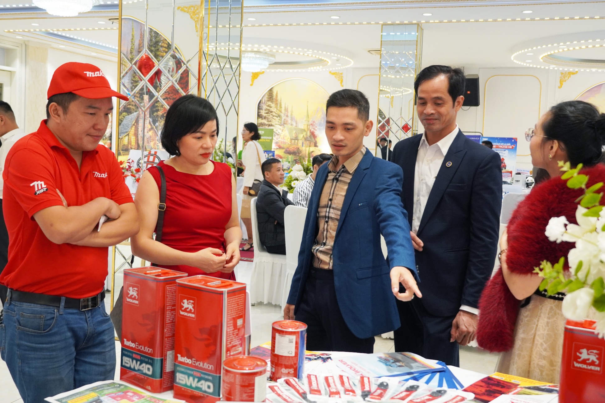 WOLVER-CO-MAT-TAI-SU-KIEN-VBNA-CHUC-MUNG-SINH-NHAT-CHAPTER-9-9.jpg