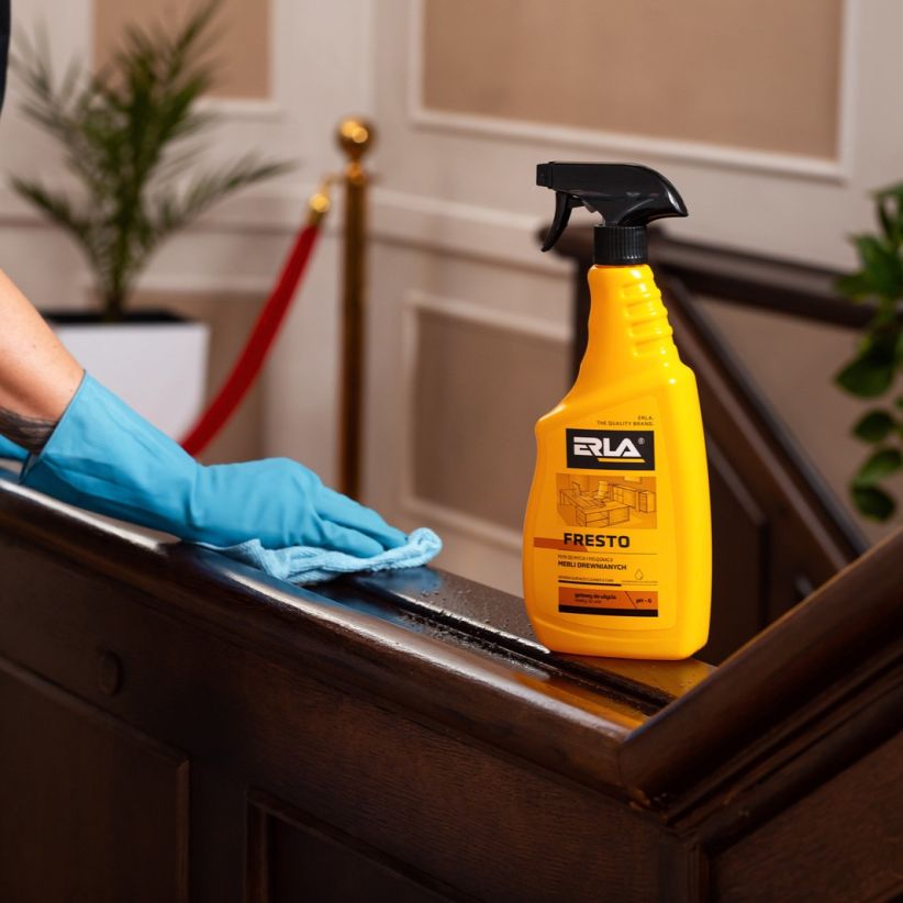 ERLA FRESTO 750ML - CHẤT TẨY RỬA CHUYÊN DỤNG CHO CÁC BỀ MẶT GỖ VÀ GIỐNG GỖ