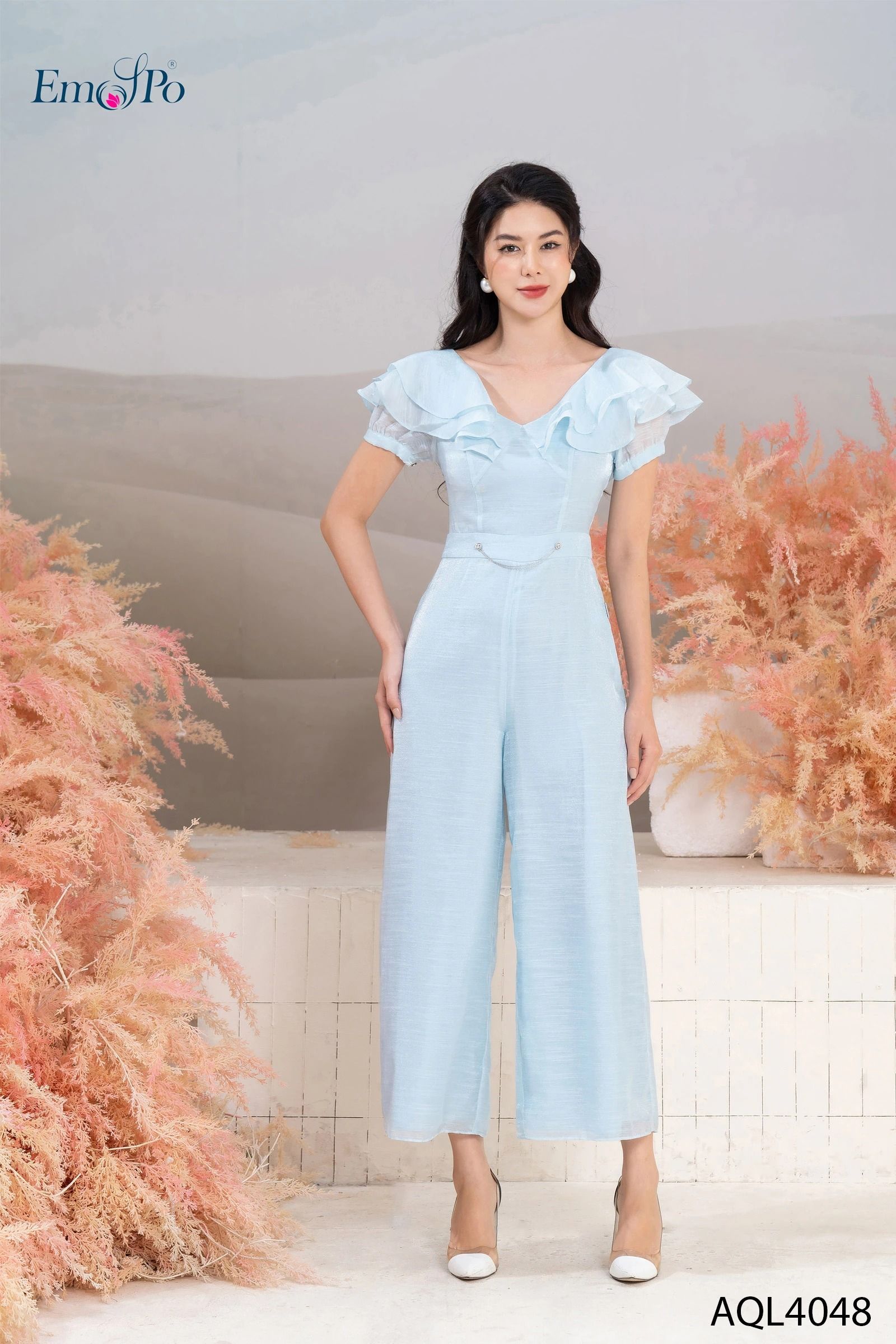 Jumpsuit cổ tim, bèo vai, đính xích eo - Hồng - L