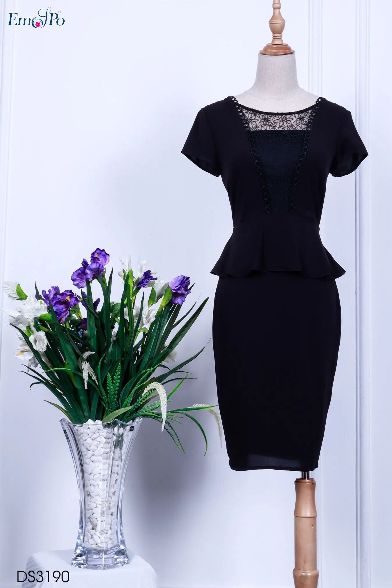 Đầm ôm phối zen hình V trước ngực, peplum đính eo