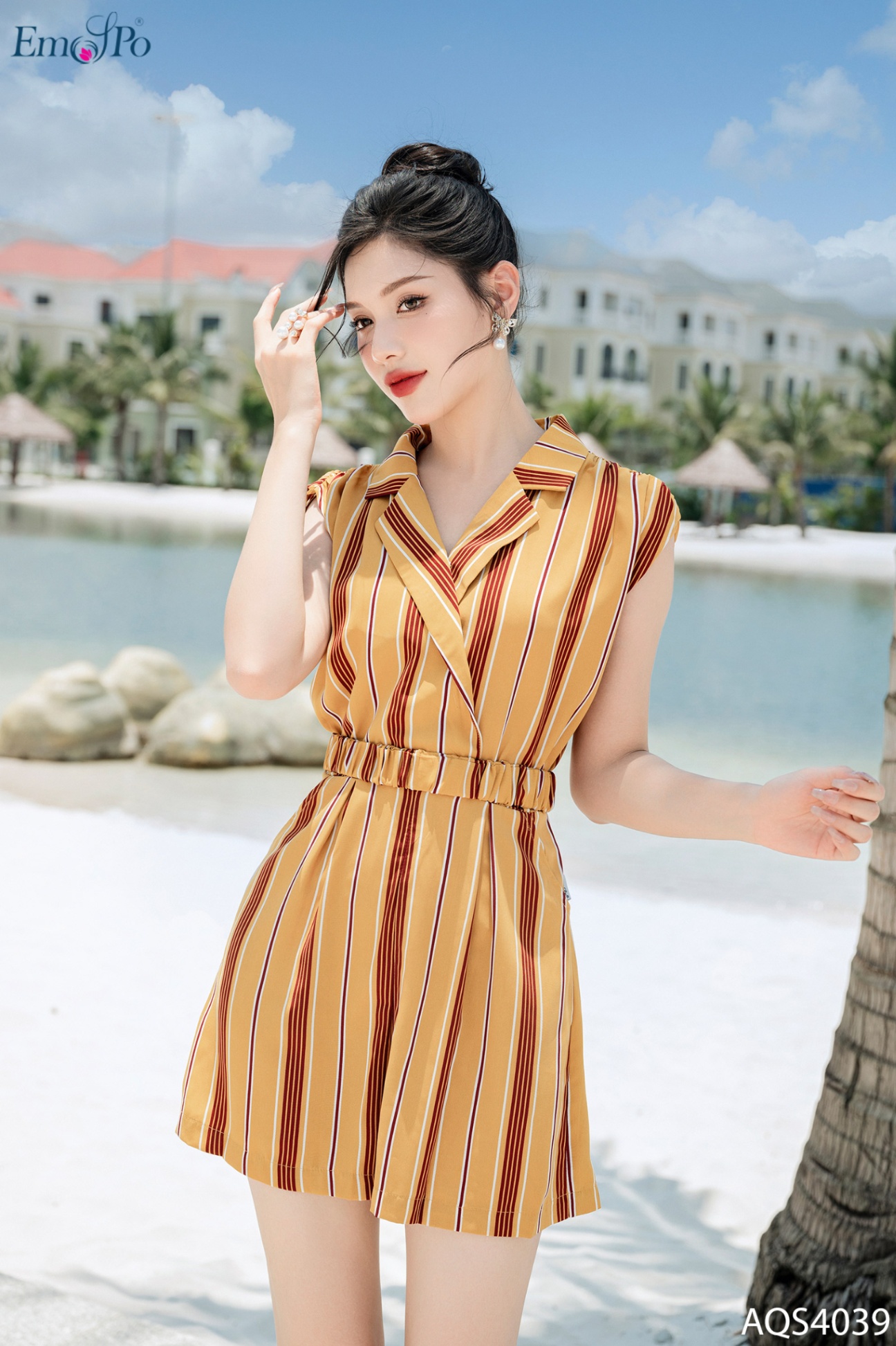 Jumpsuit cồ vest, sát nách, đai eo rời