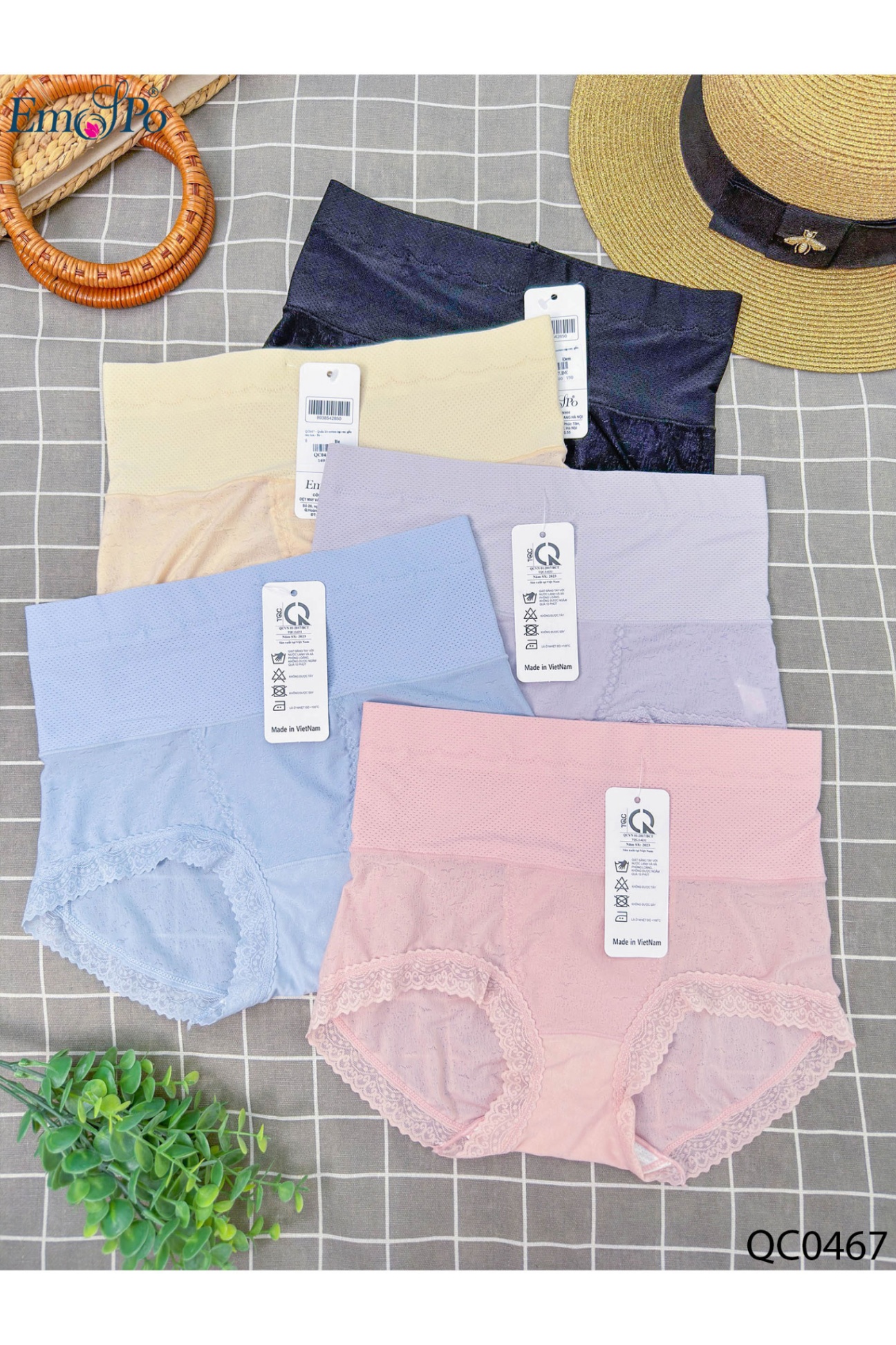 QC0467 - Quần lót cotton cạp cao, gấu ren hoa