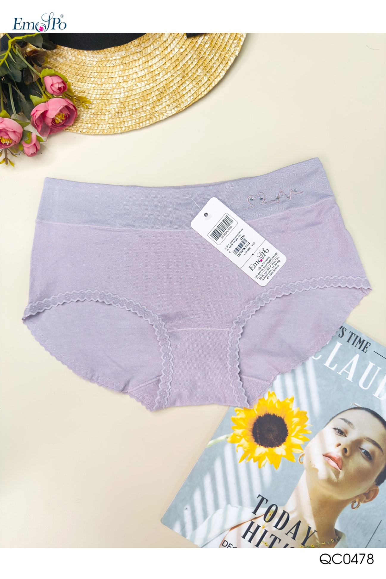 QC0478 - Quần lót cotton, thêu trái tim, đính đá, viền gấu