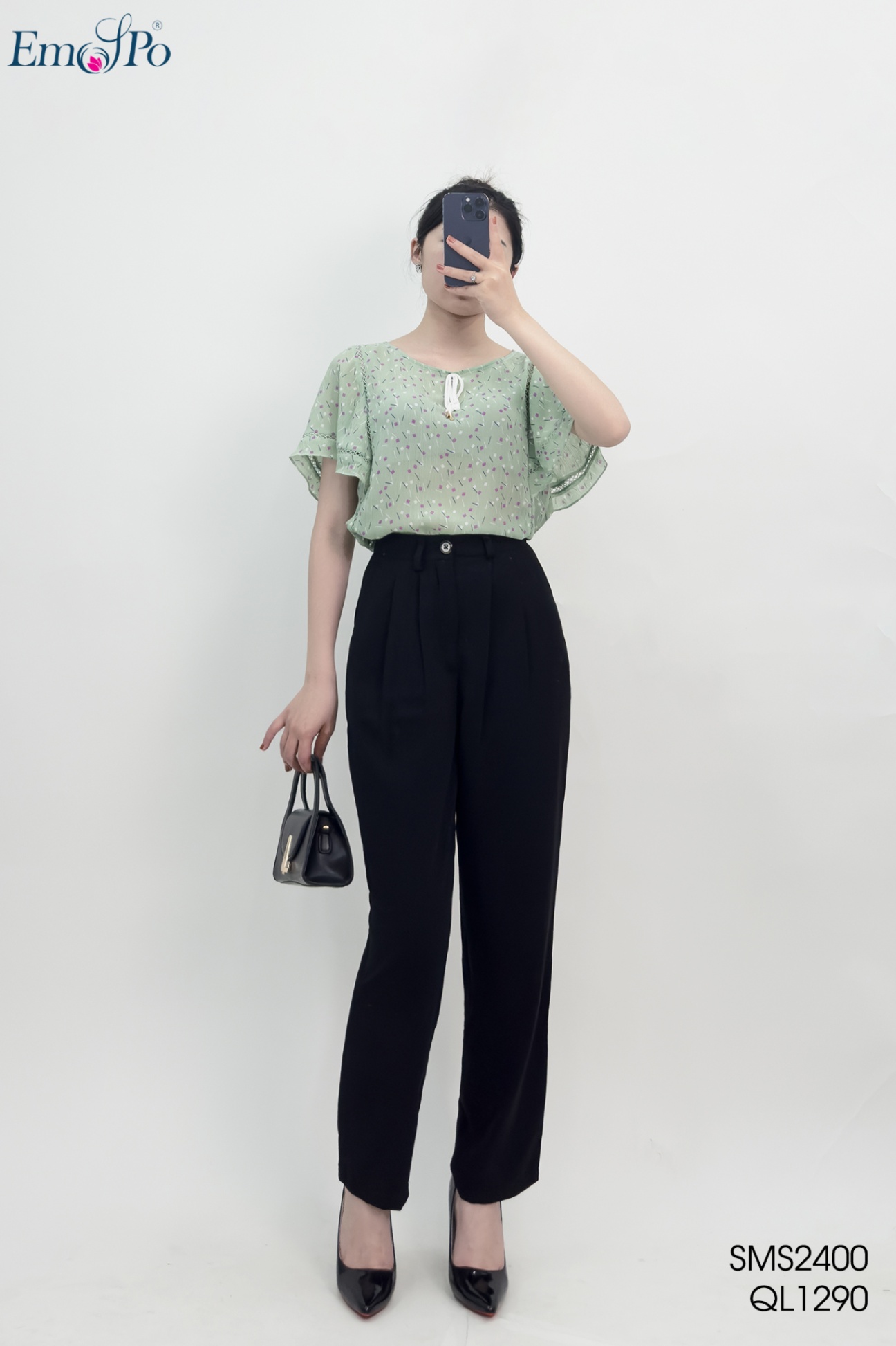 áo không cổ đính nơ, kẹp zen 2 sườn, tay rủ
