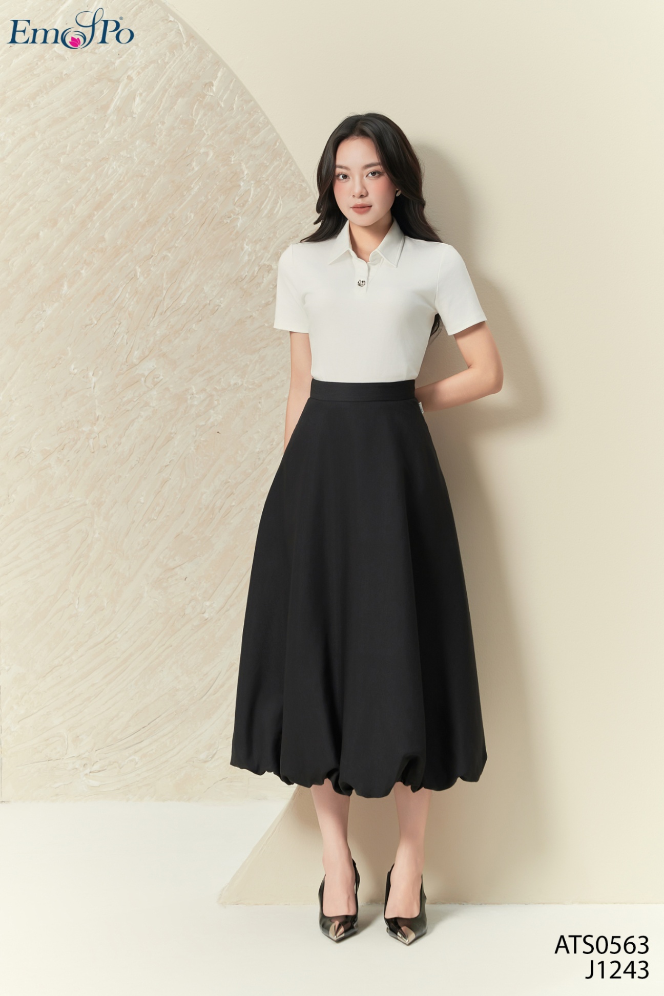 Juyp xòe bồng dài, kéo khóa sau