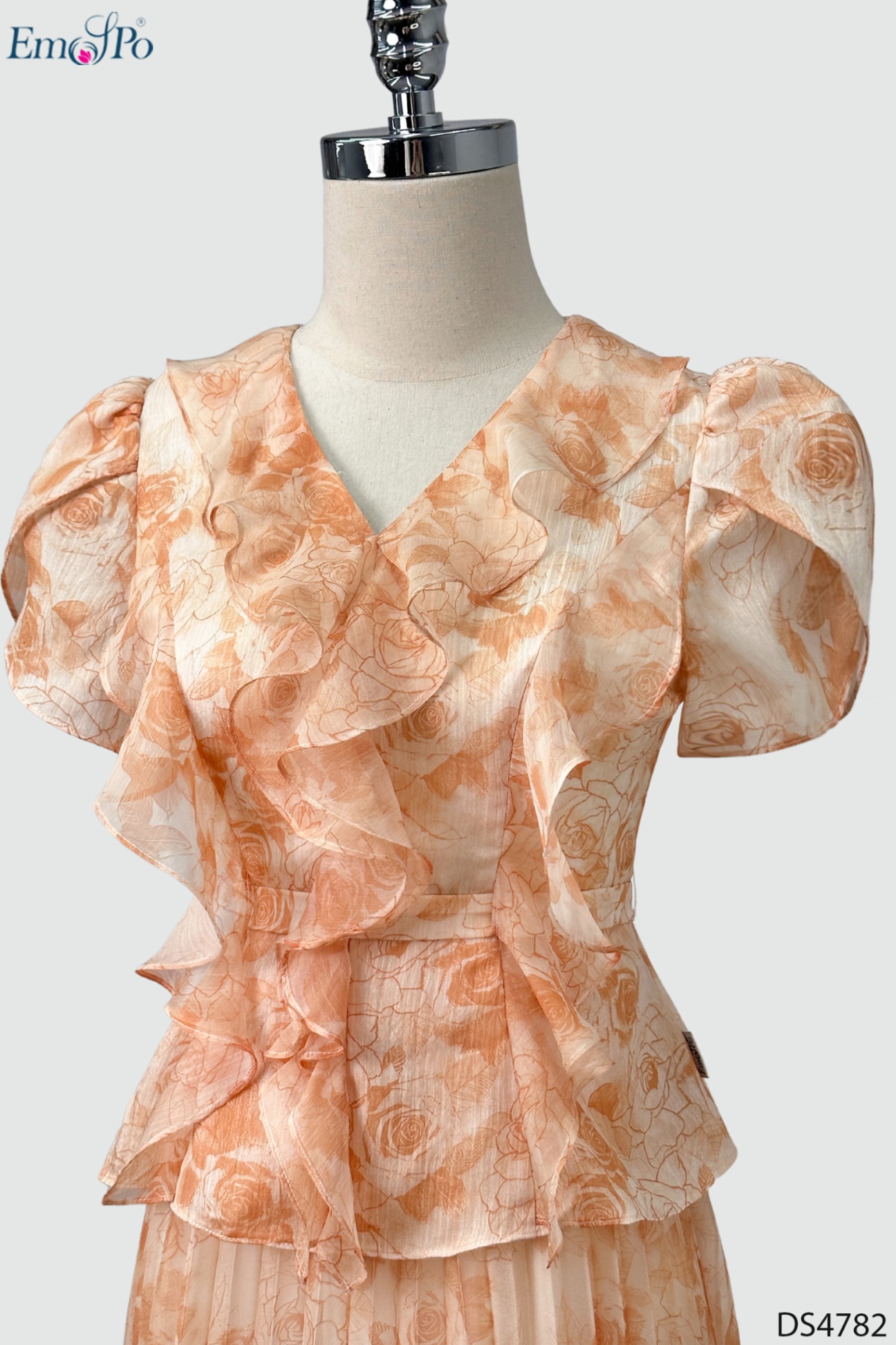 Đầm xòe dáng peplum, dập ly, cổ tim bèo rủ, đai rời