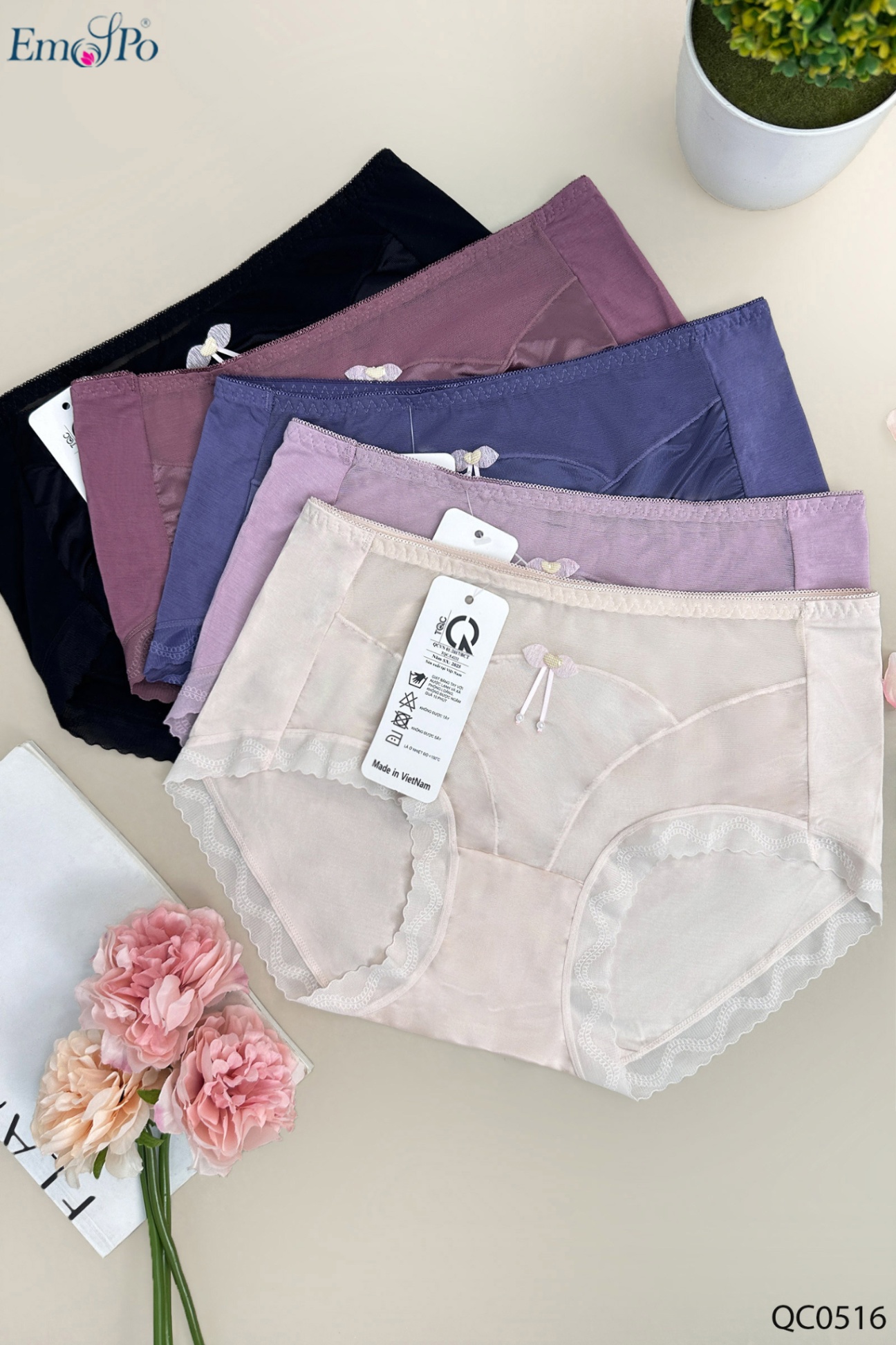 QC0516 - Quần lót cotton phối lưới và vải bóng, đính nơ