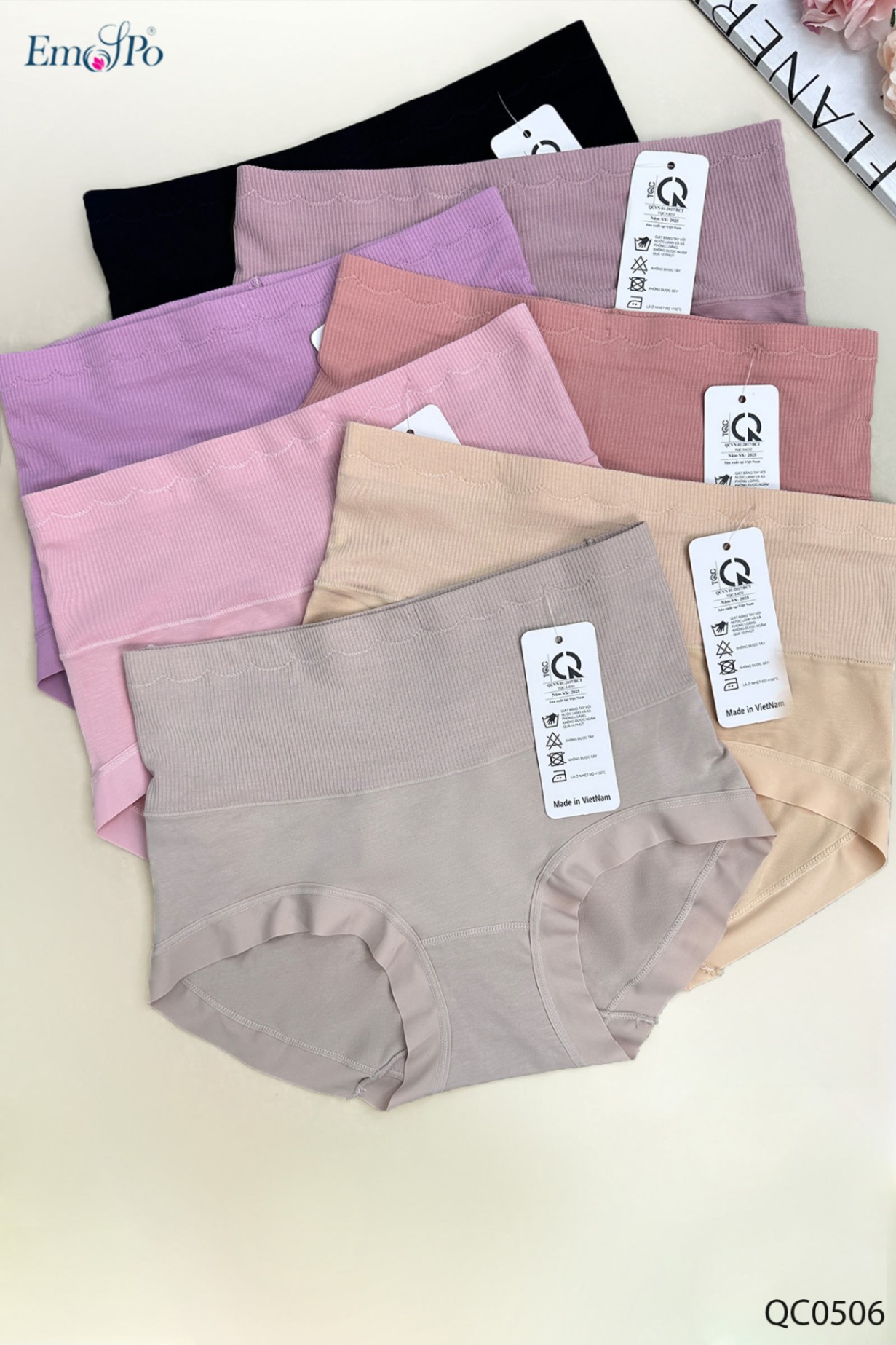 QC0506 - Quần lót cotton trơn, cạp tăm