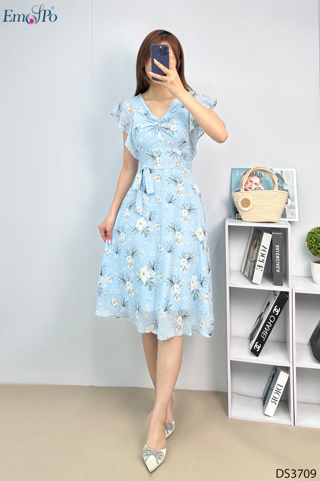Đầm xòe cổ V xoắn , tay bèo, đai eo thắt nơ rời
