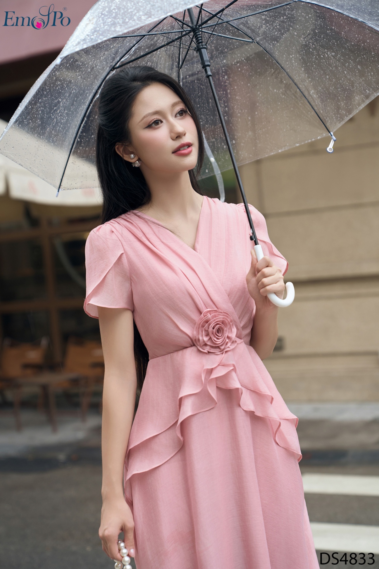 Đầm xòe, cổ tim, dáng peplum bèo đính hoa, tay cánh tiên