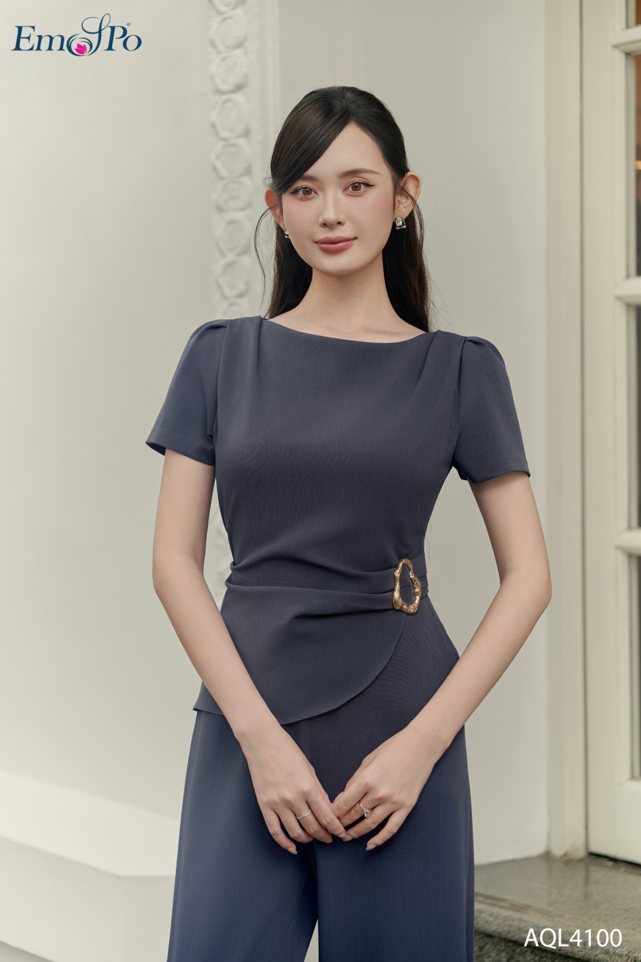 Jumpsuit dáng peplum, quần suông, eo luồn trang trí