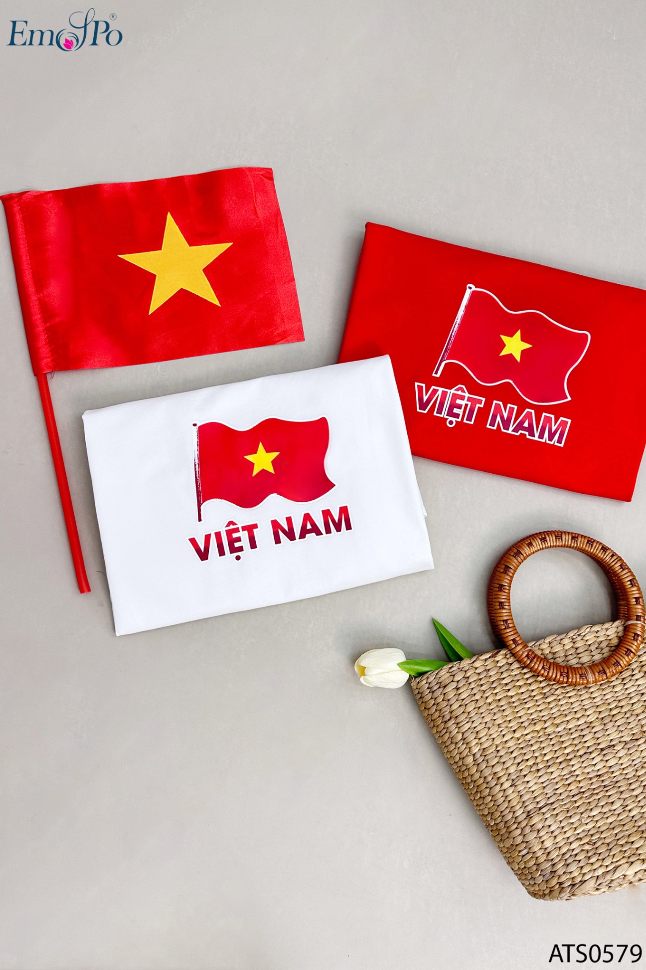 Áo thun trơn cổ tròn, in hình 