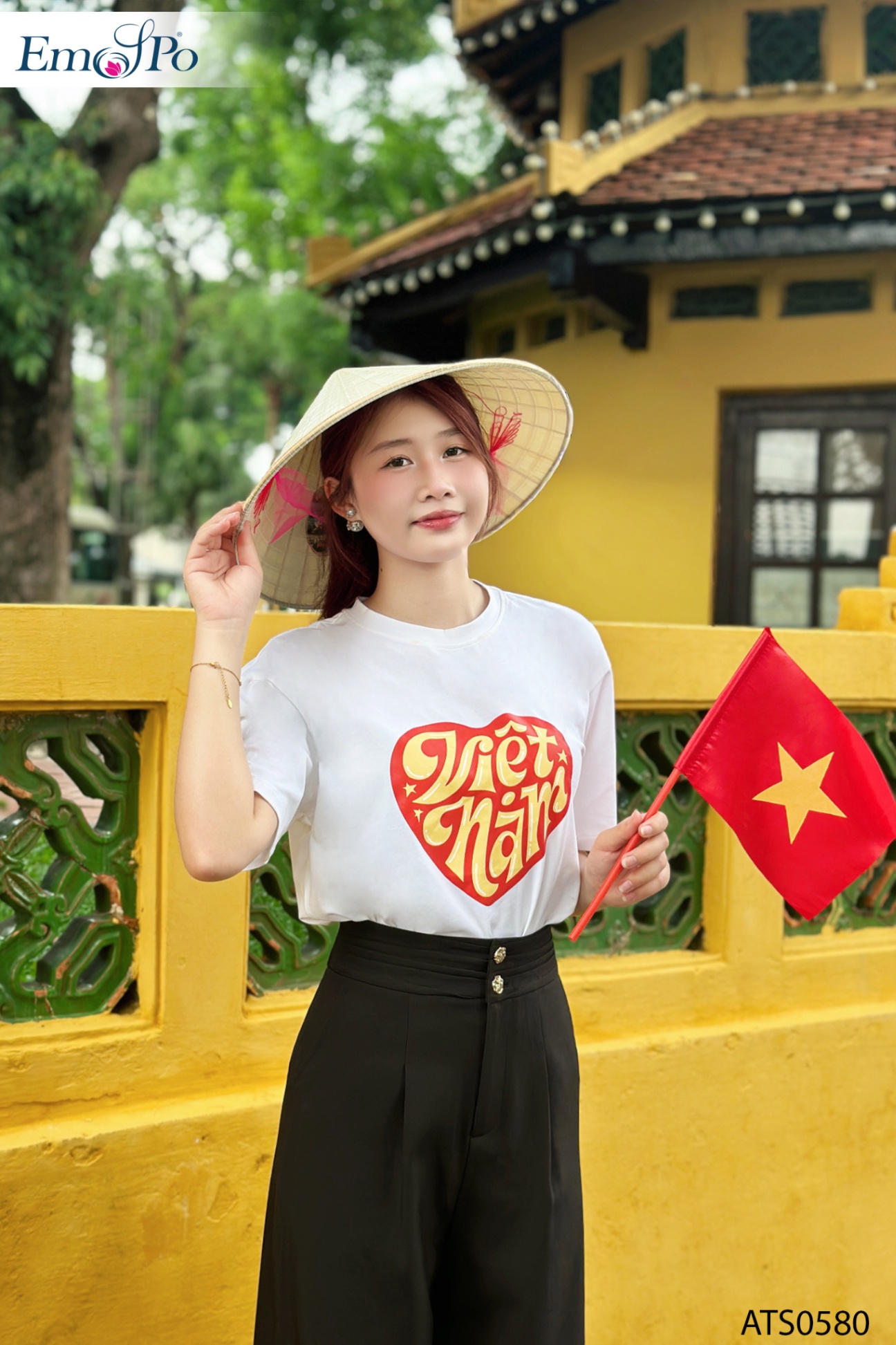 Áo thun trơn cổ tròn, in hình 