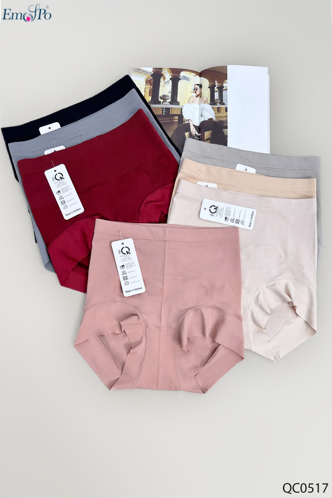 QC0517 - Quần lót trơn cotton cạp gen thấp, phối viền thun lạnh