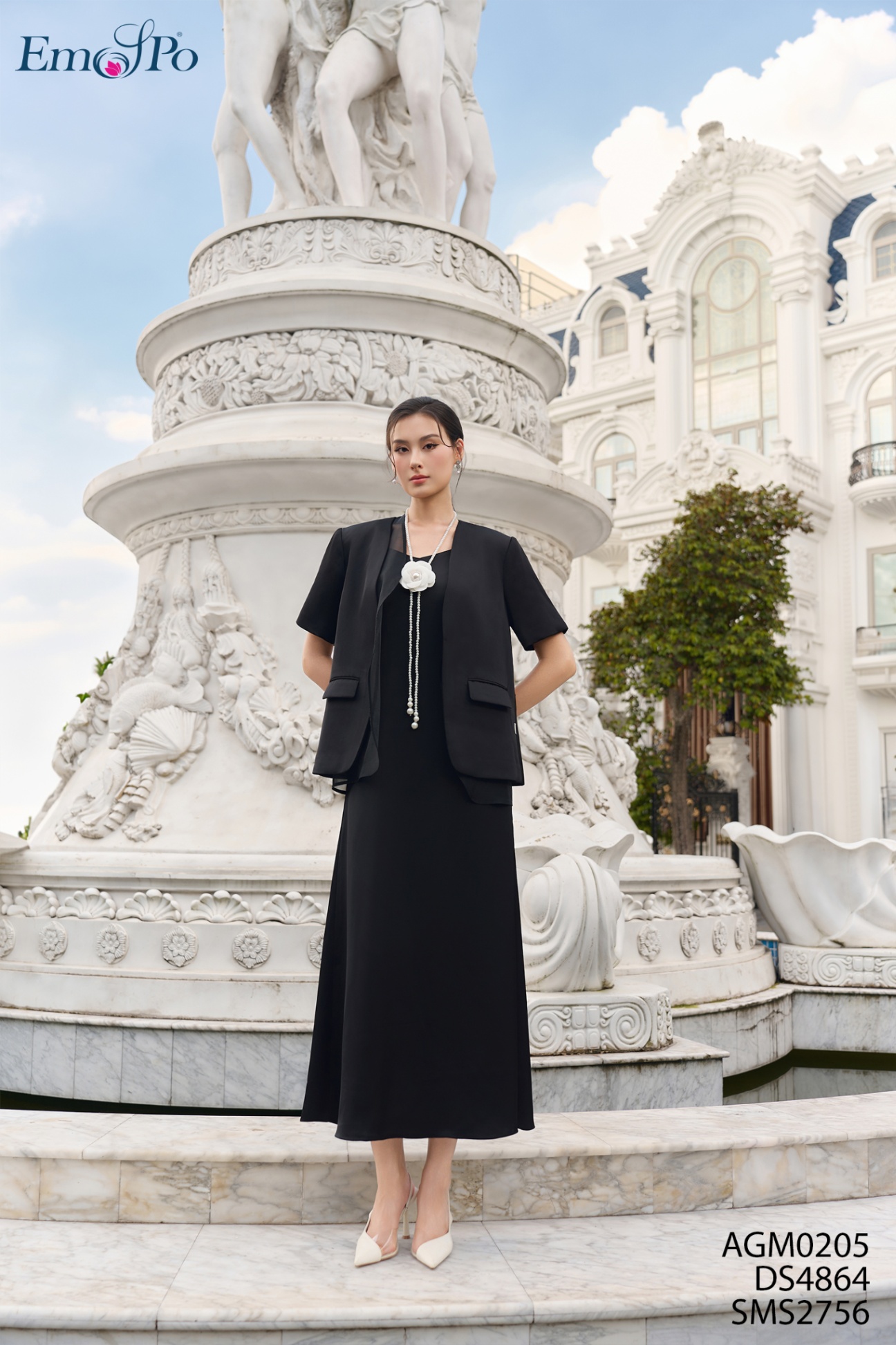 Đầm lụa hai dây dáng dài đi bộ cùng AGM0205 và SMS2756