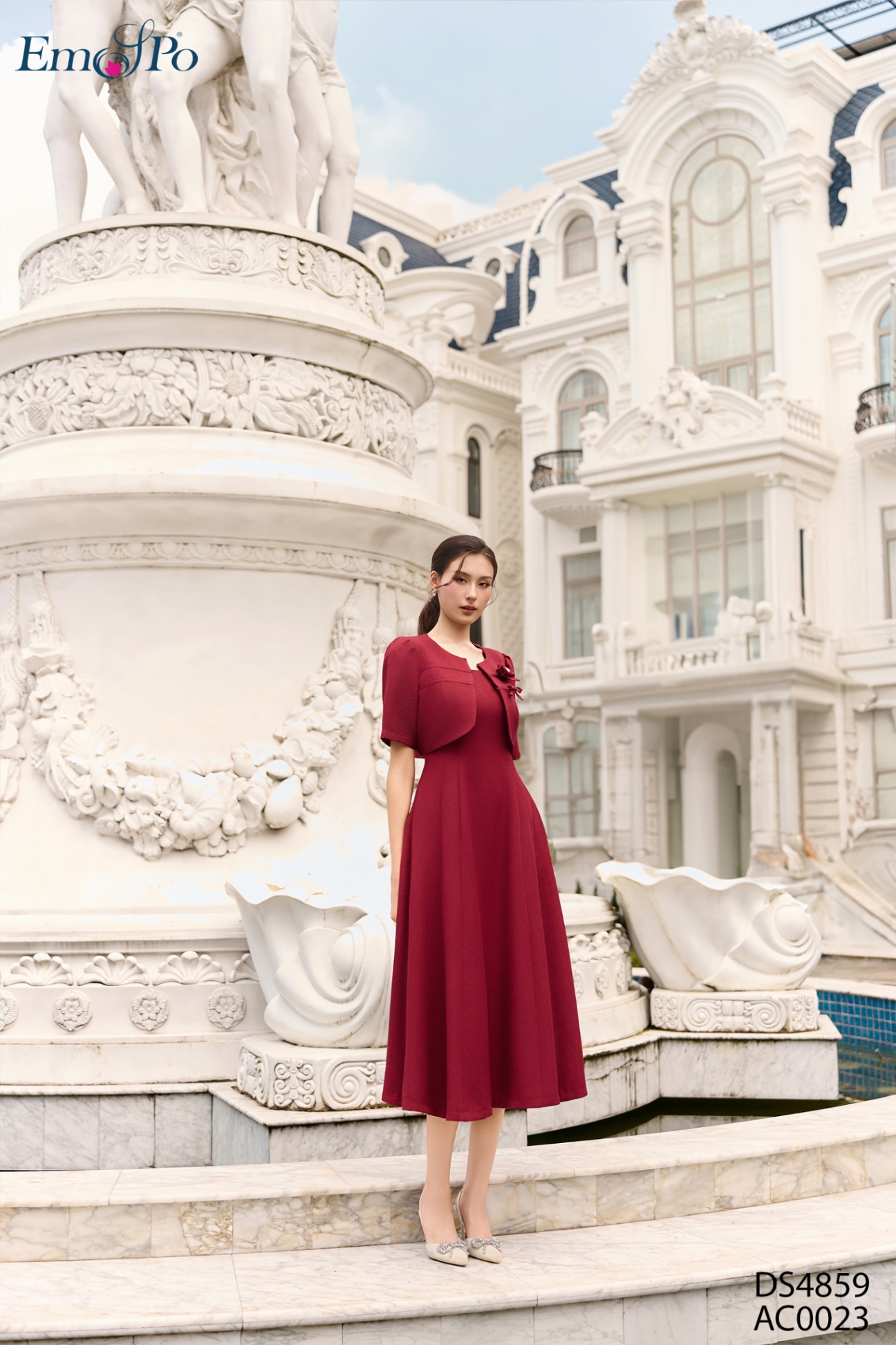 Đầm 2 dây trơn xòe, cổ vuông đi bộ AC0023