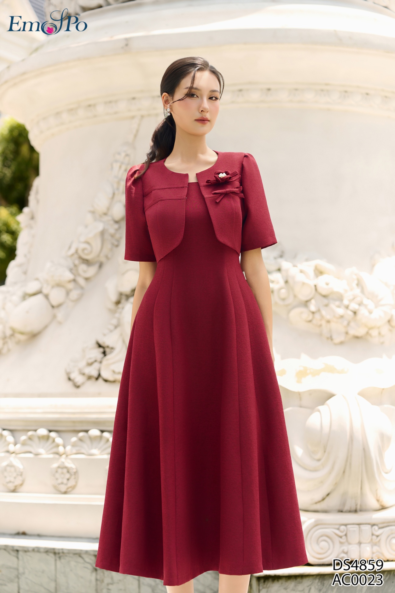 Đầm 2 dây trơn xòe, cổ vuông đi bộ AC0023
