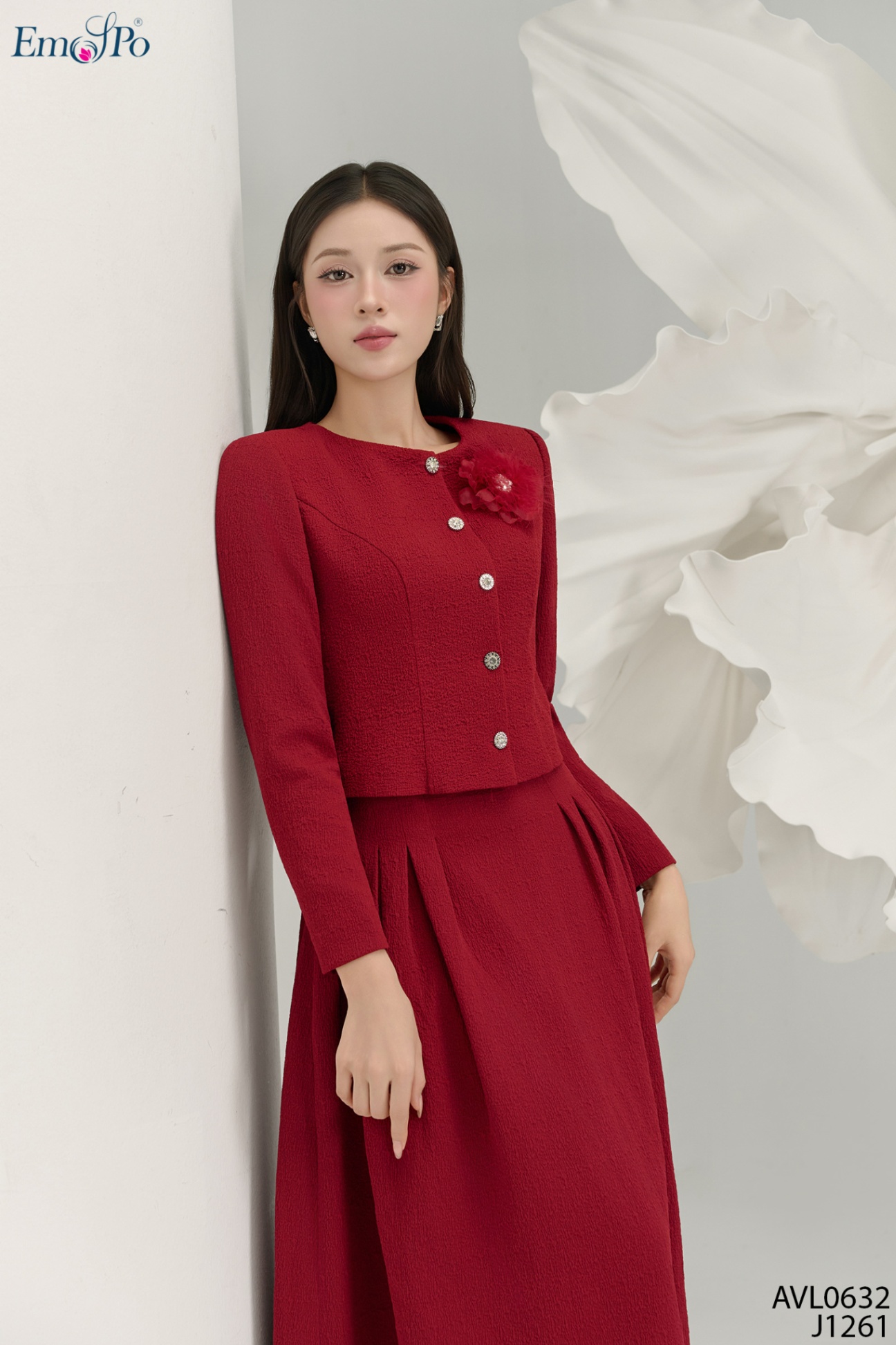 Juyp xòe, xếp ly 2 bên hông, cạp cao, đi bộ AVL0632