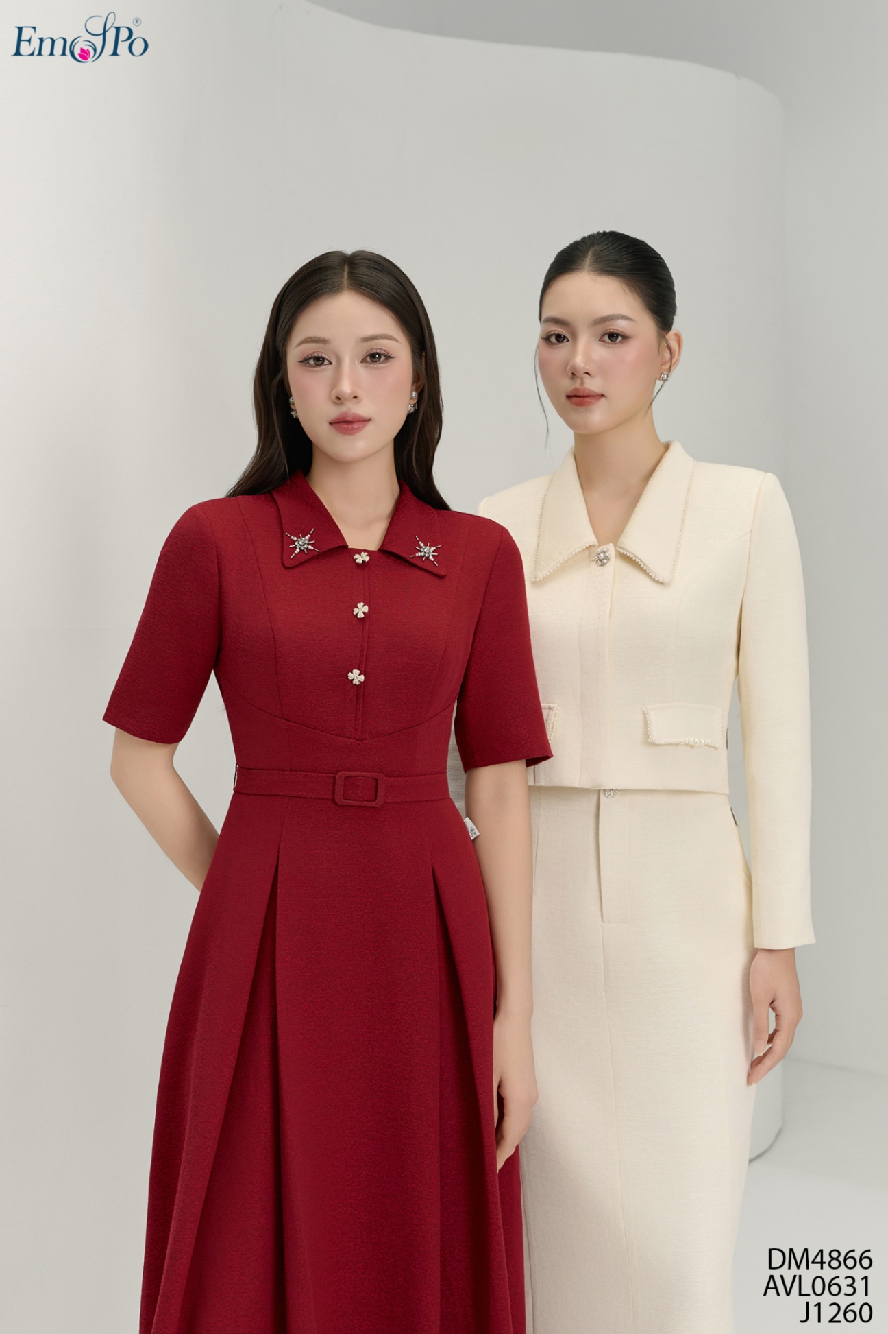 Juyp ôm xẻ sau, túi chéo 2 bên, đi bộ AVL0631