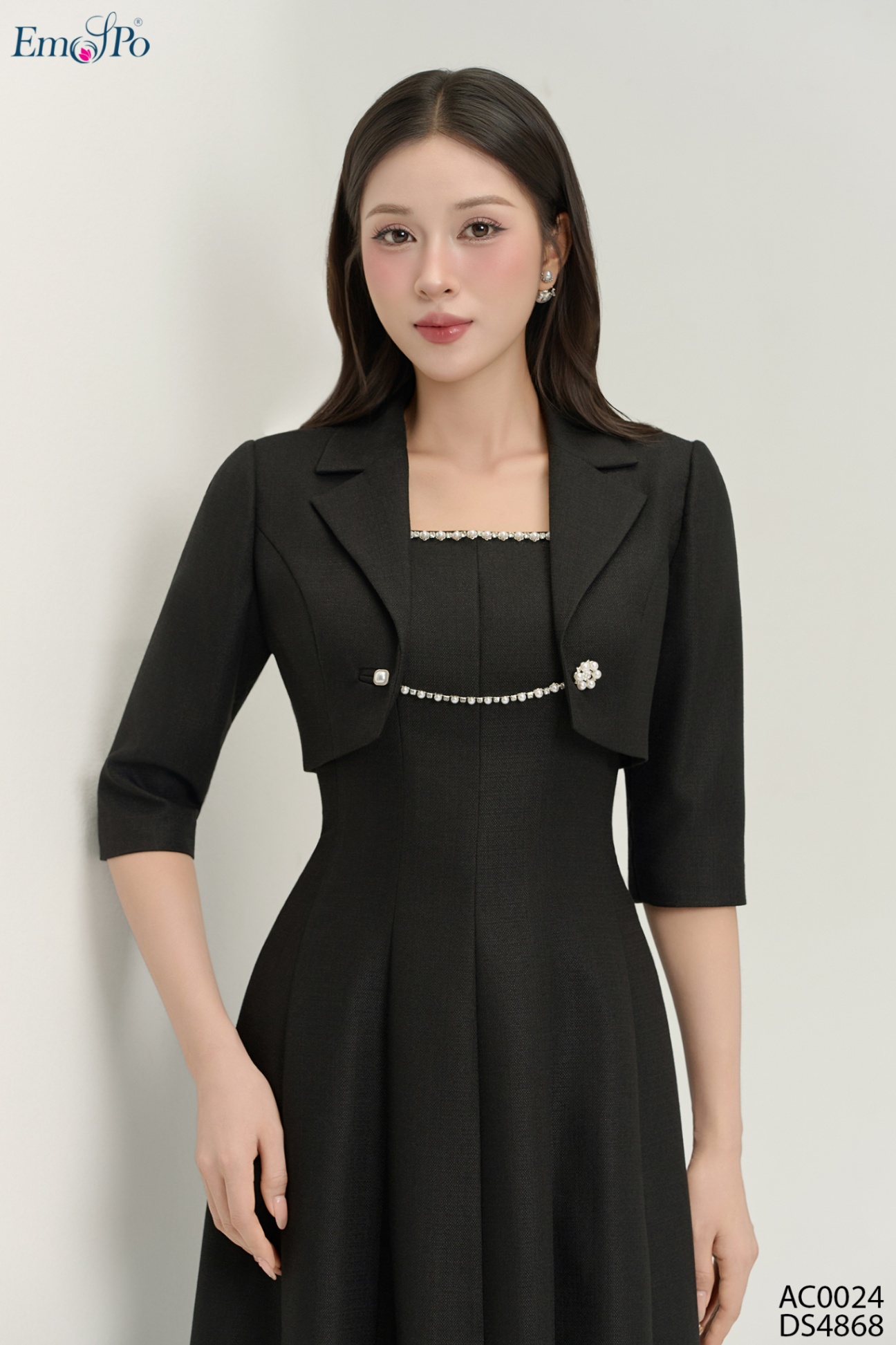 Đầm xòe 2 dây, cổ vuông đính đá & ngọc trai, đi bộ AC0024