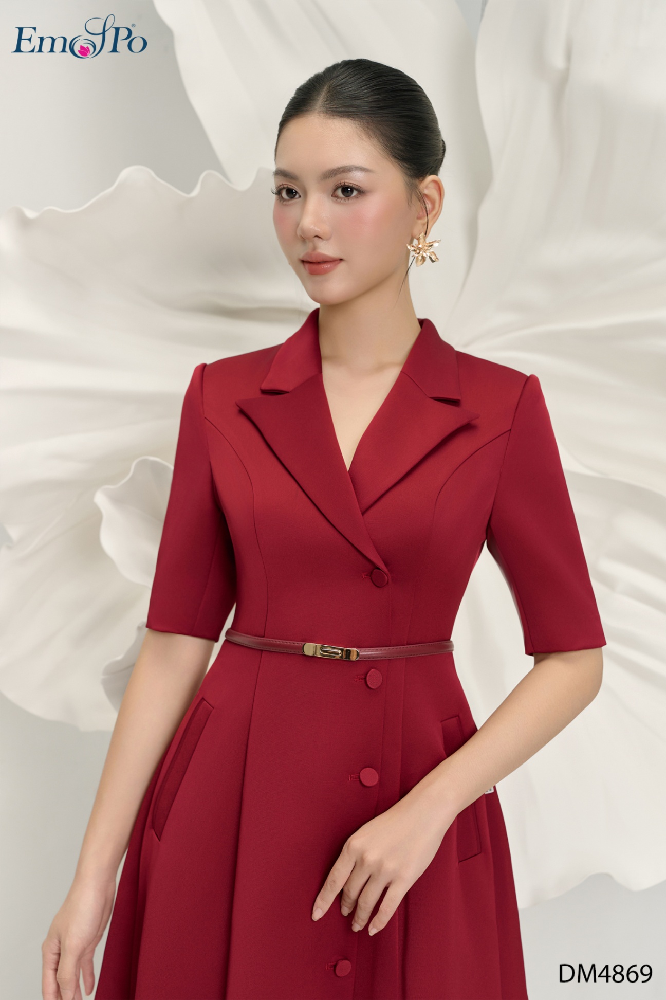 Đầm AK dáng dài, cổ bẻ ve, cài cúc bọc, đai rời