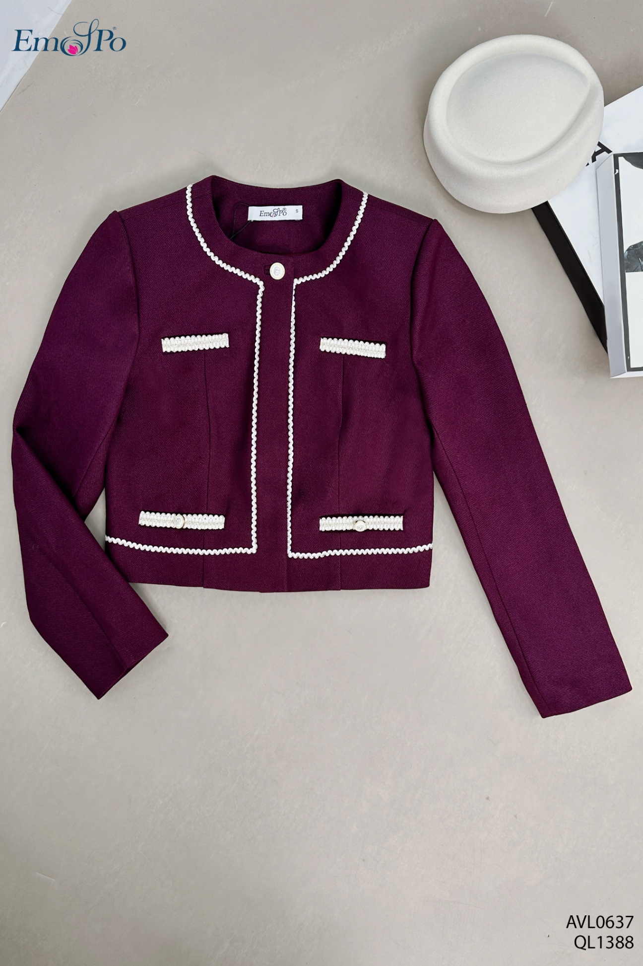 Áo vest cổ tròn, viền ren, cài giấu khuy, đi bộ QL1388