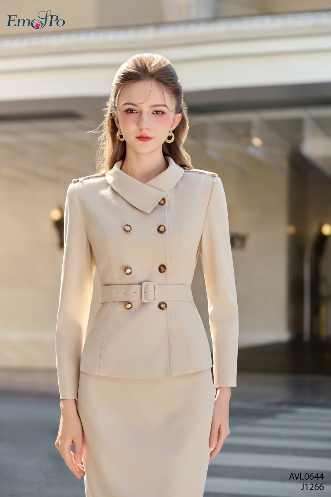 Juyp ôm dáng dài, đi bộ AVL0644