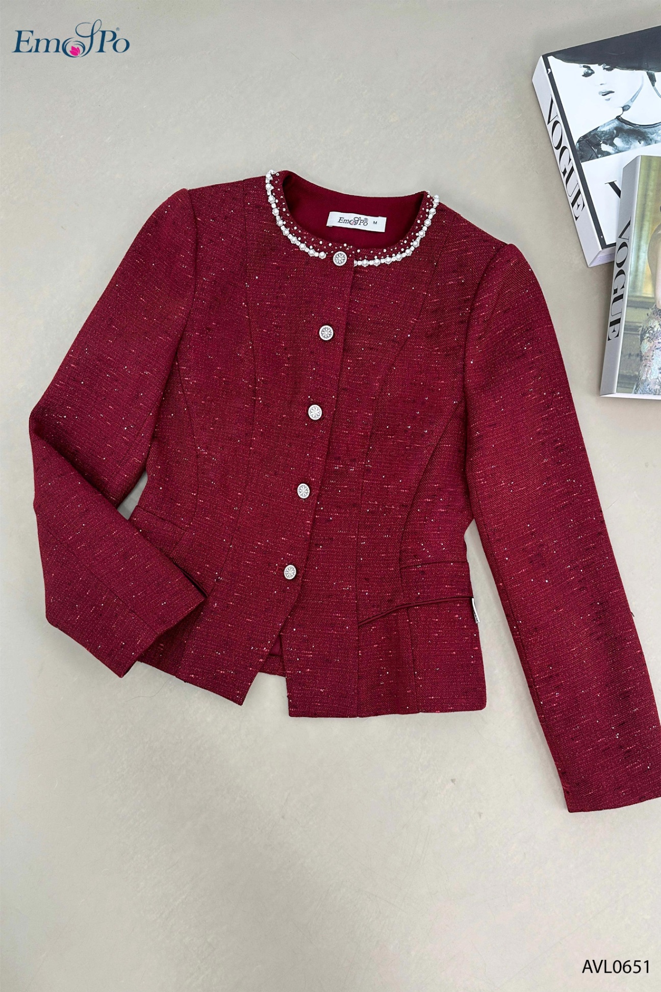 Áo vest cổ tròn, đính đá & ngọc trai, cài khuy đá, chiết eo
