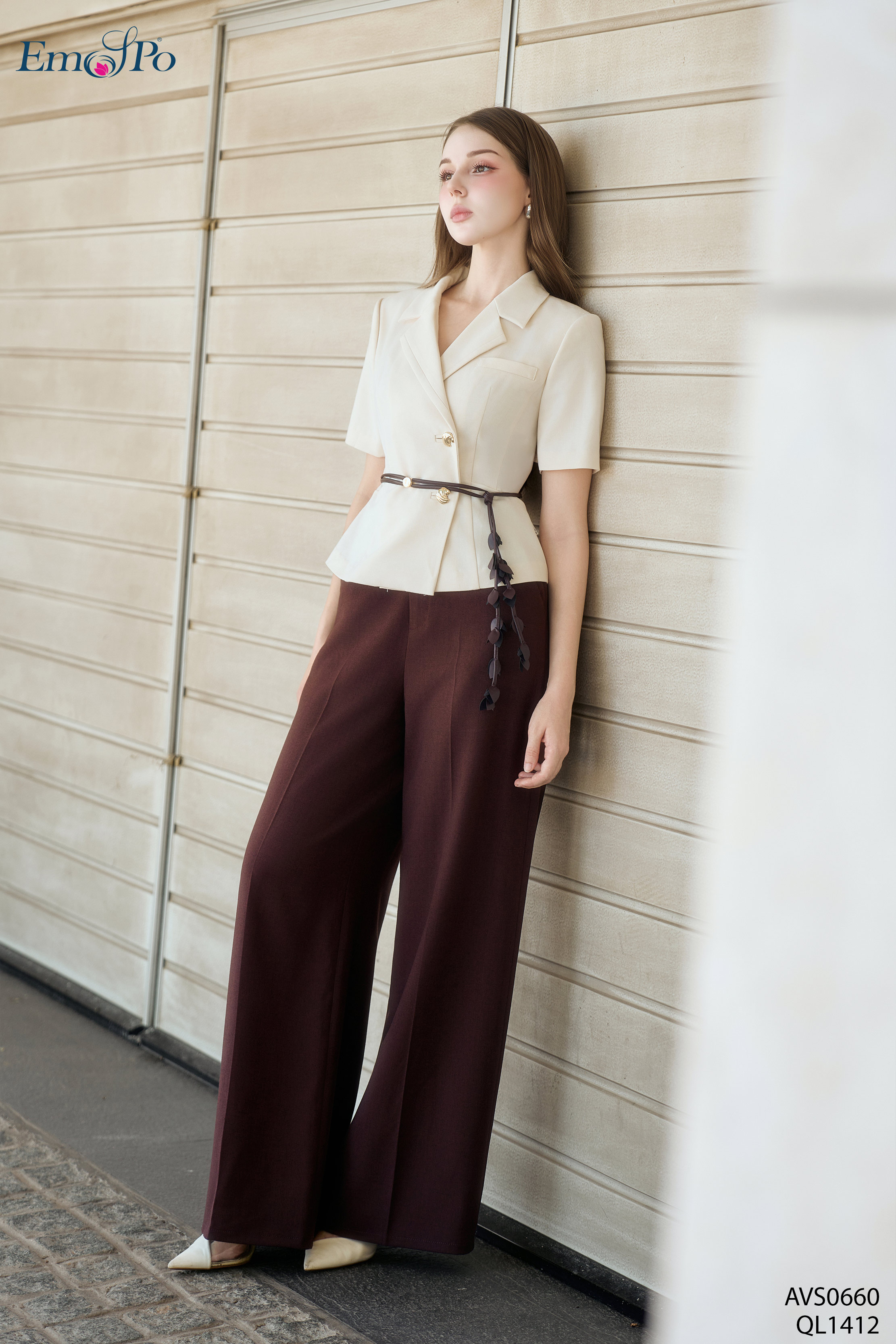 Áo vest cổ bẻ ve, cài khuy, dây da hoa rời, đi bộ QL1412