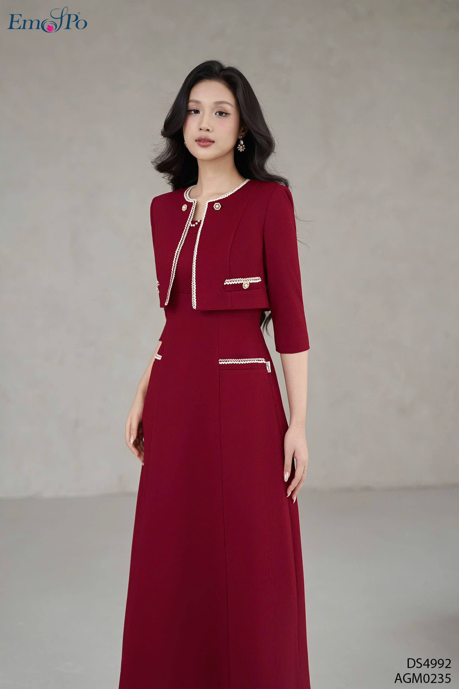 Đầm xòe 2 dây cổ vuông, túi 2 bên kẹp viền ren & ngọc trai, đi kèm AGM0235