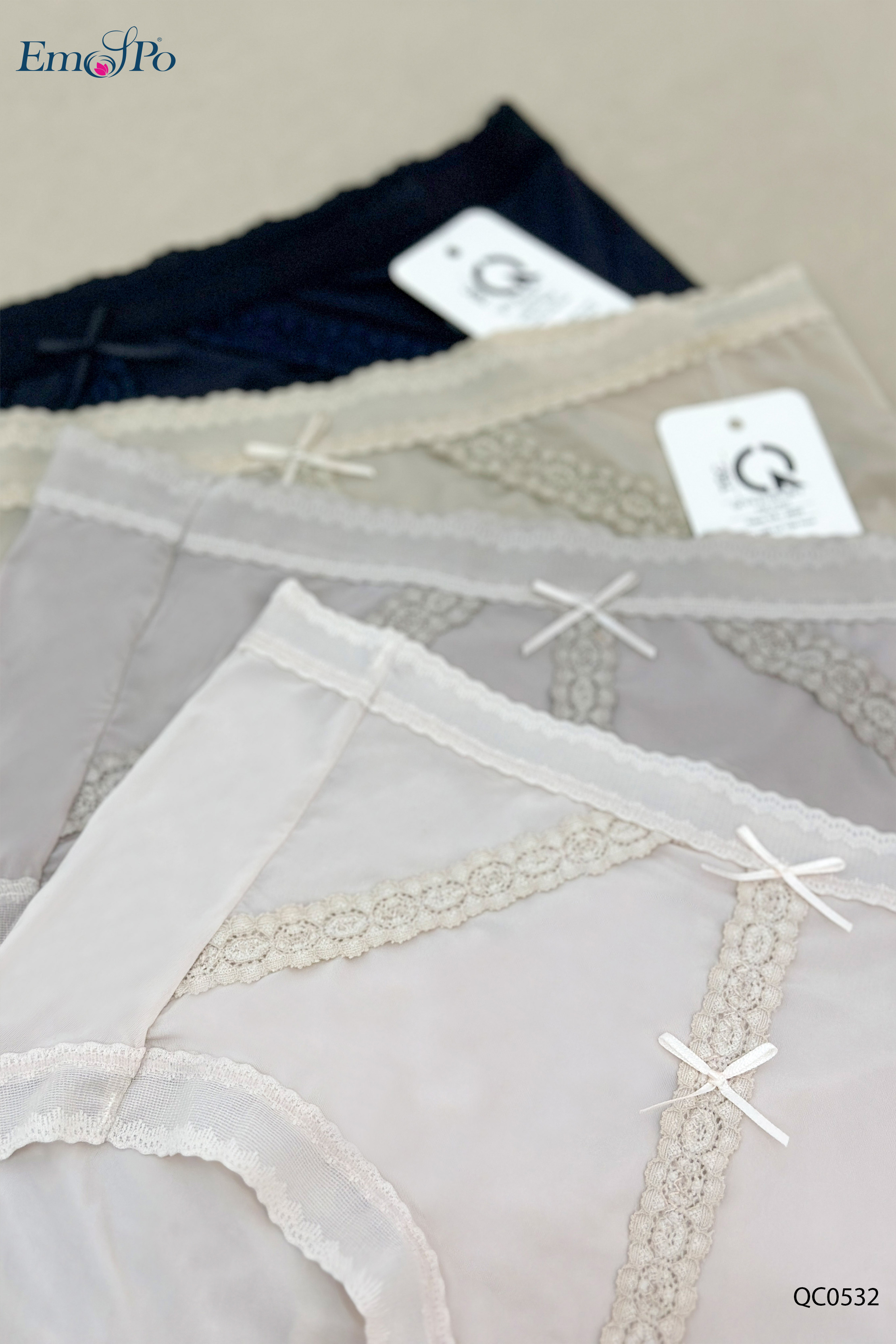 QC0532 - Quần lót su lạnh phối ren và nơ