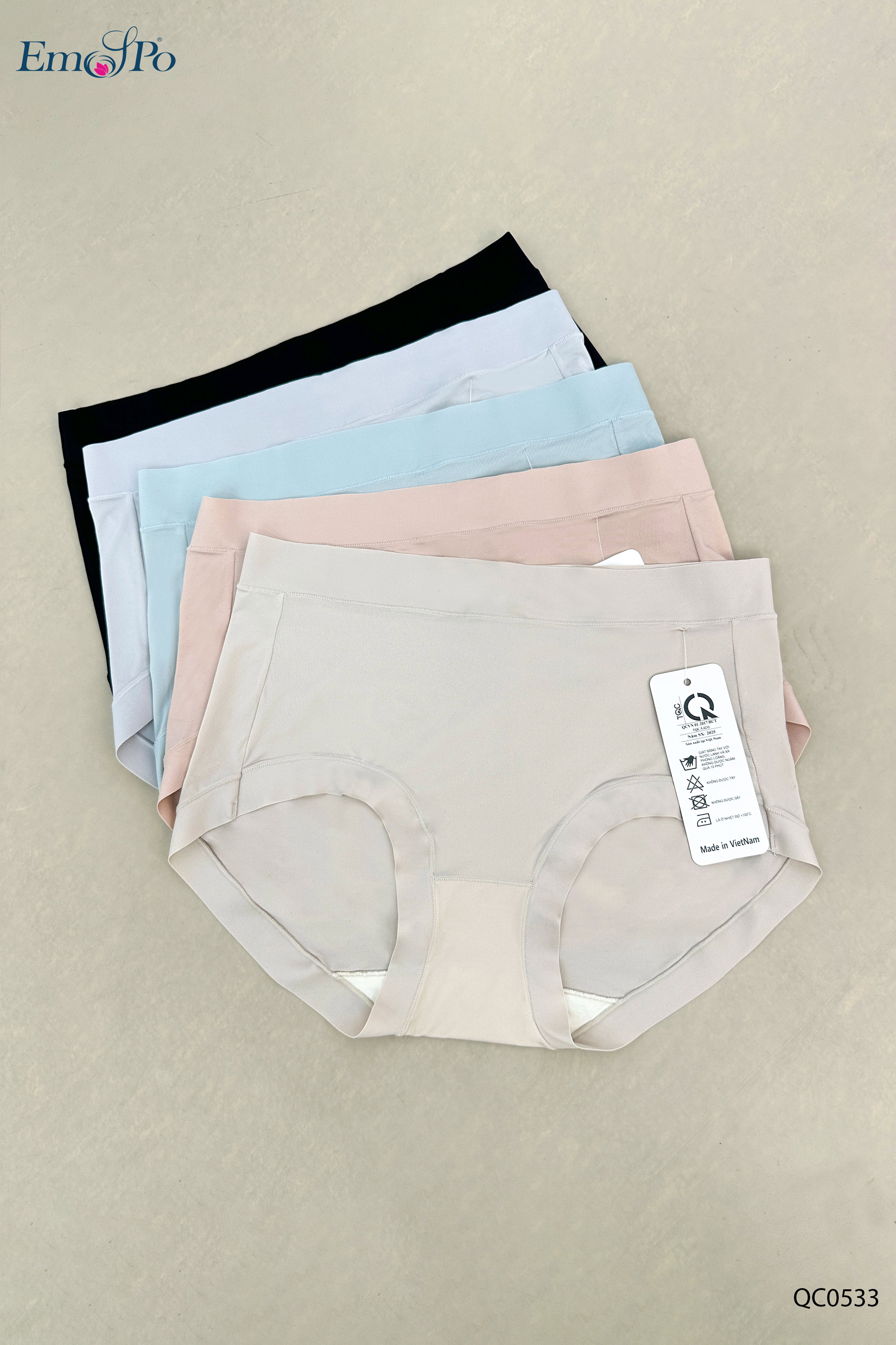 QC0533 - Quần lót trơn, viền thun lạnh