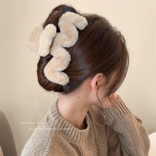 Gắp lông ziczac khổng lồ 3756