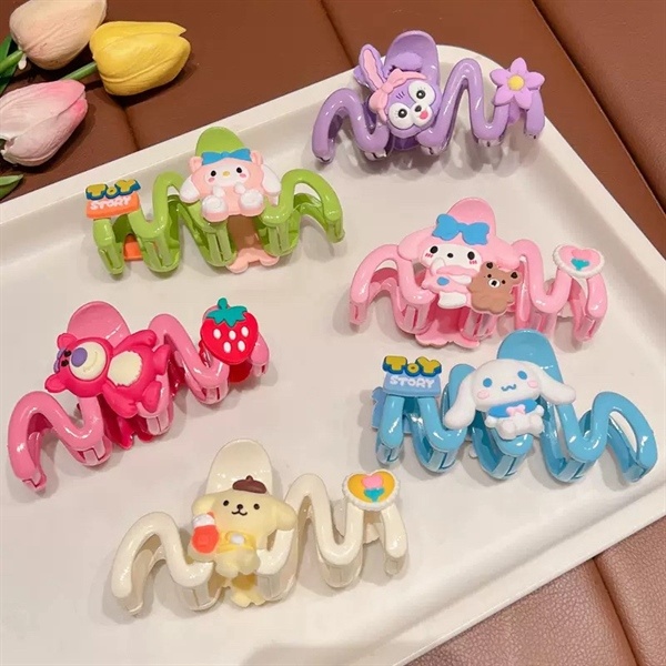 Gắp nhựa sóng sanrio 371