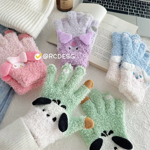 Bao tay người lớn sanrio lông xù 006