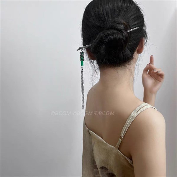 Trâm tóc trúc cổ trang 1932