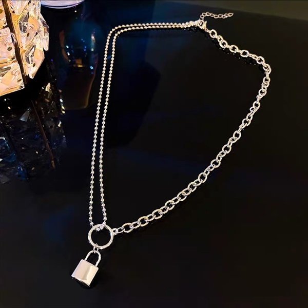 Vòng cổ titan khoá xích 701