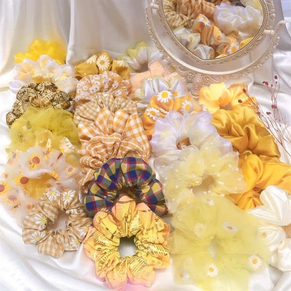Scrunchies HM ship shopee