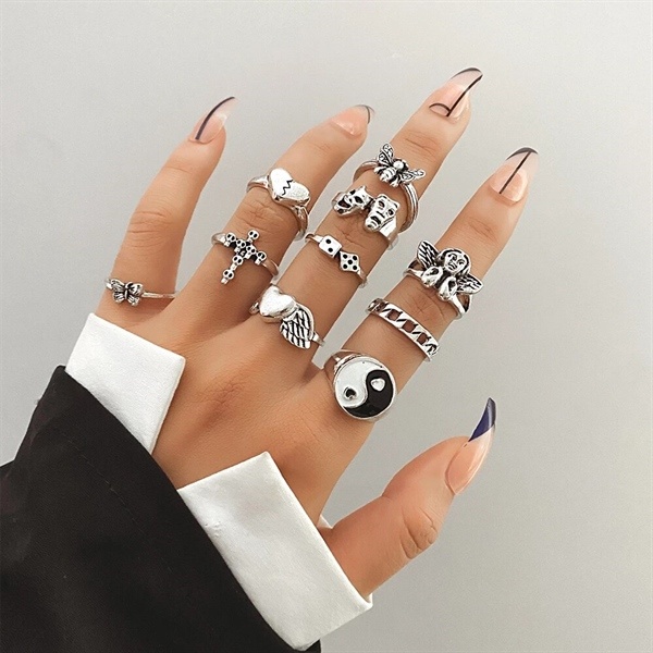 Nhẫn cột chỉ đỏ 15k